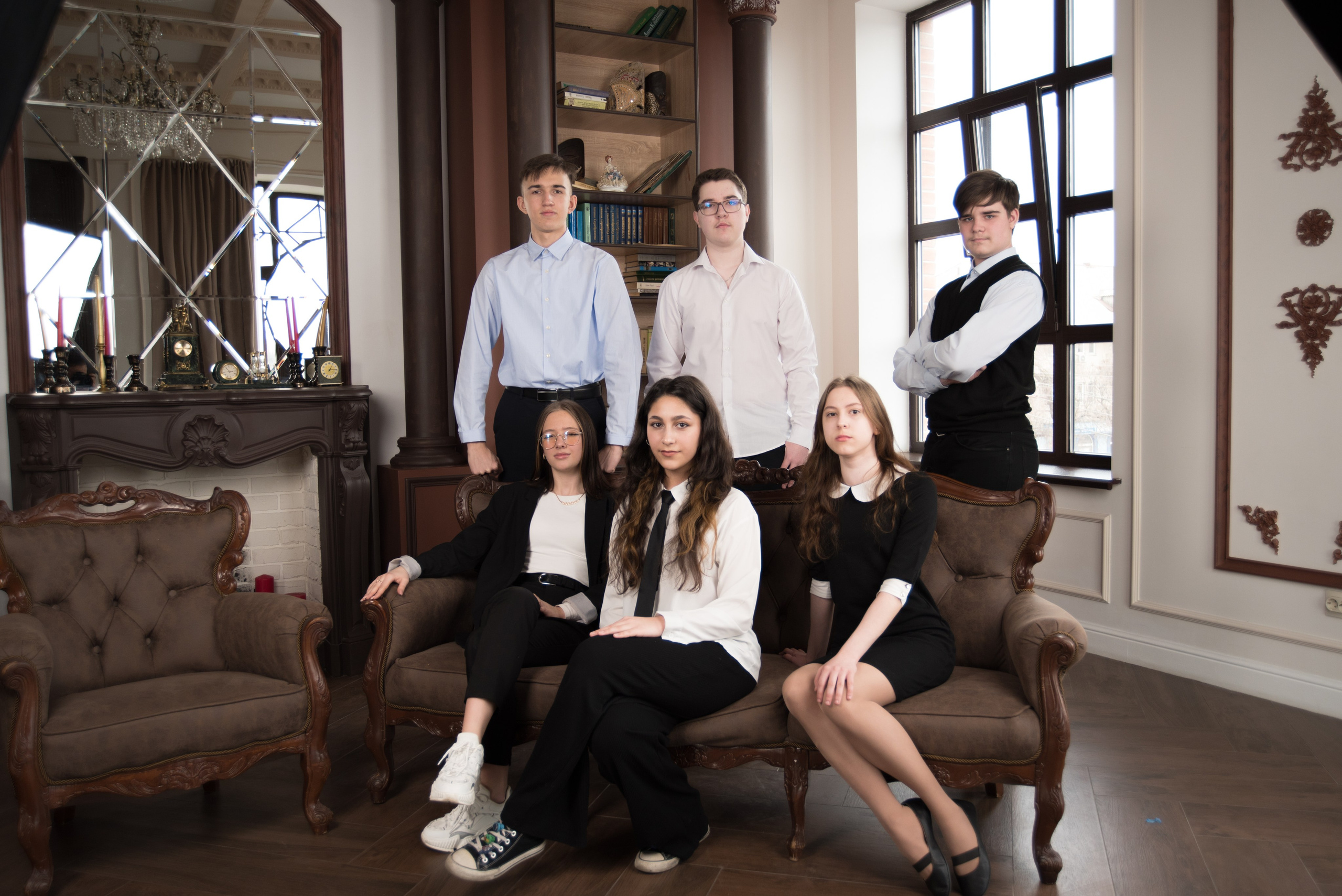 Групповые — 11 класс. Фотограф Семён Пишта