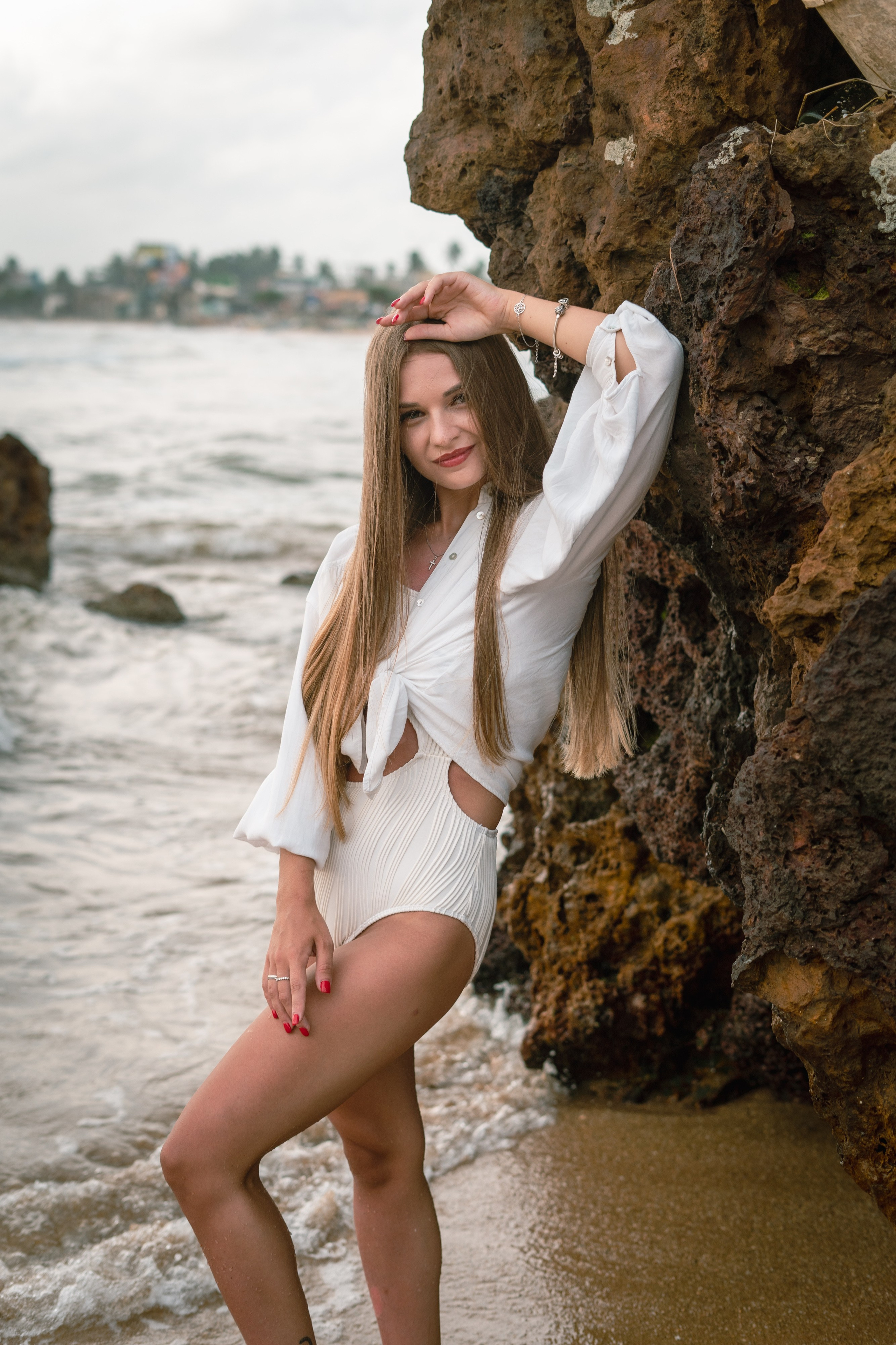 Lera & Lelik, Turtle Beach