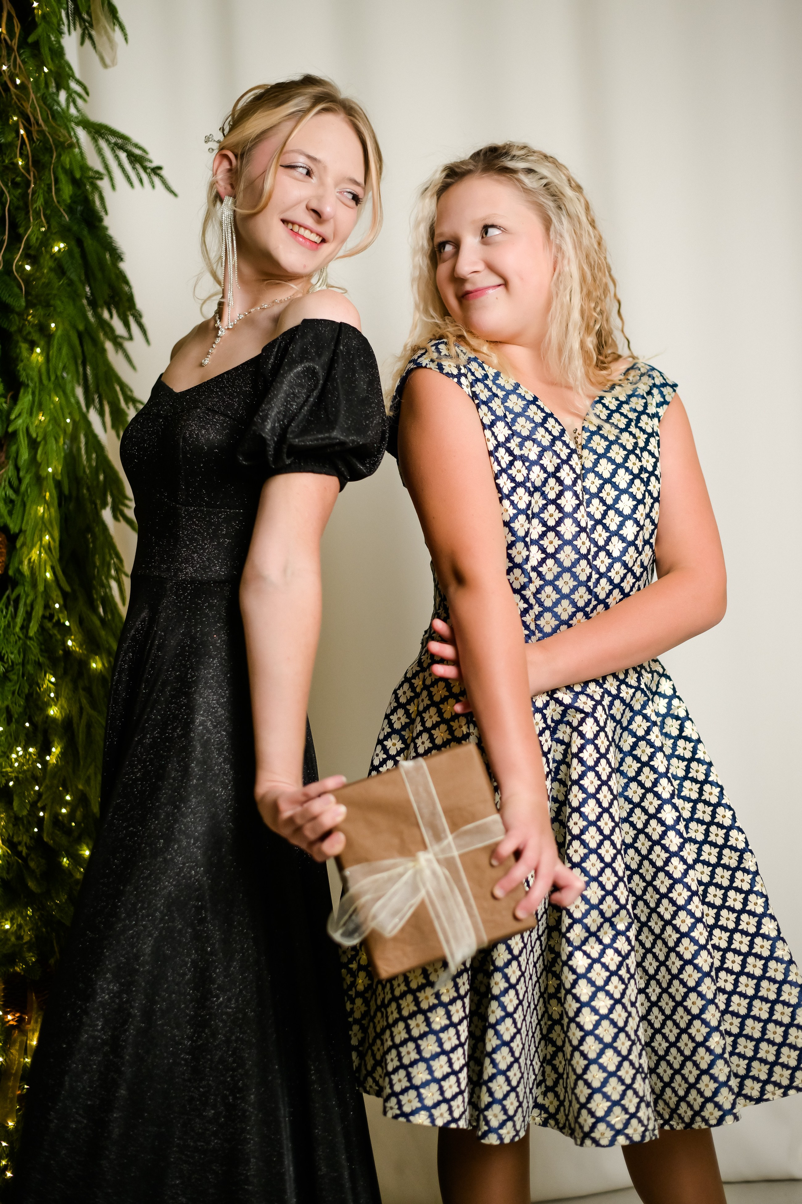 Семья Александра, Сашеньки, Юленьки и Катюши