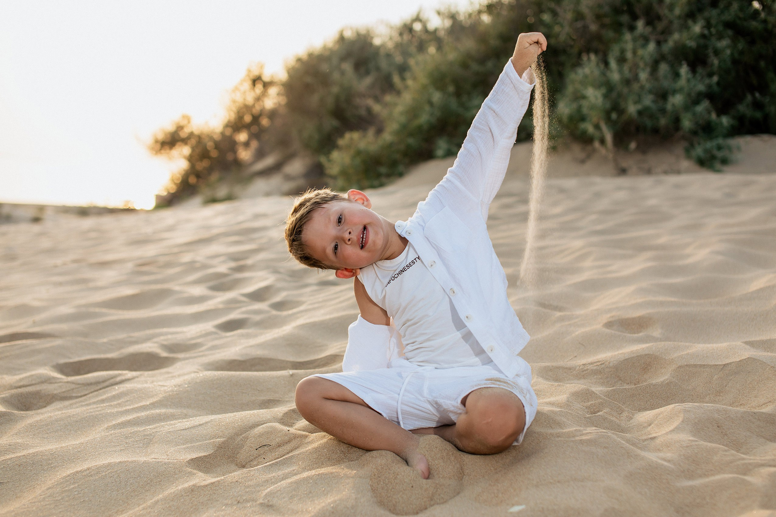 Семейная фотосъемка на пляже Джемете