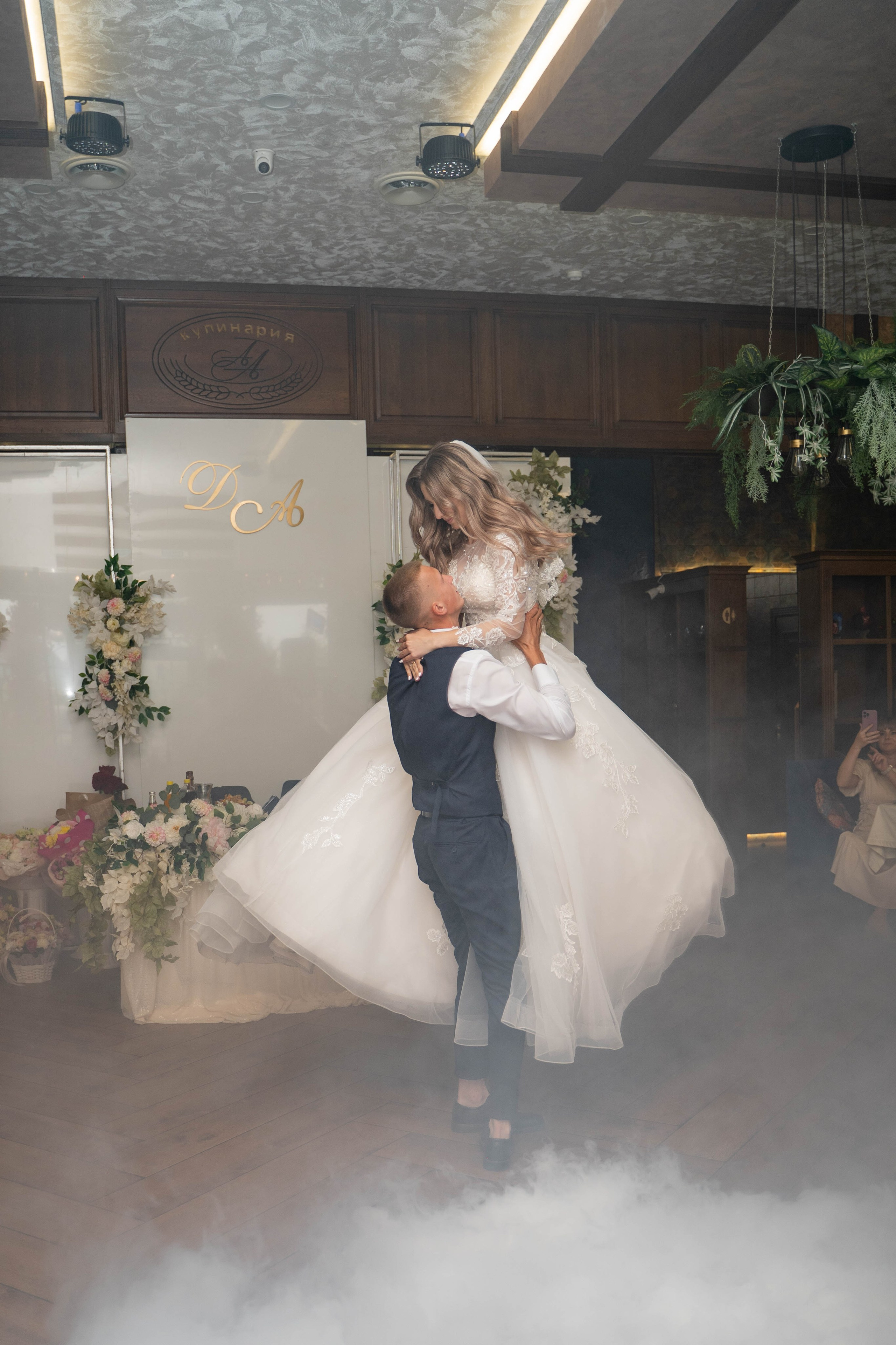 Данил и Анастасия. Видеосьемка, фотосьемка свадеб, юбилеев, утренников в Краснодарском кр