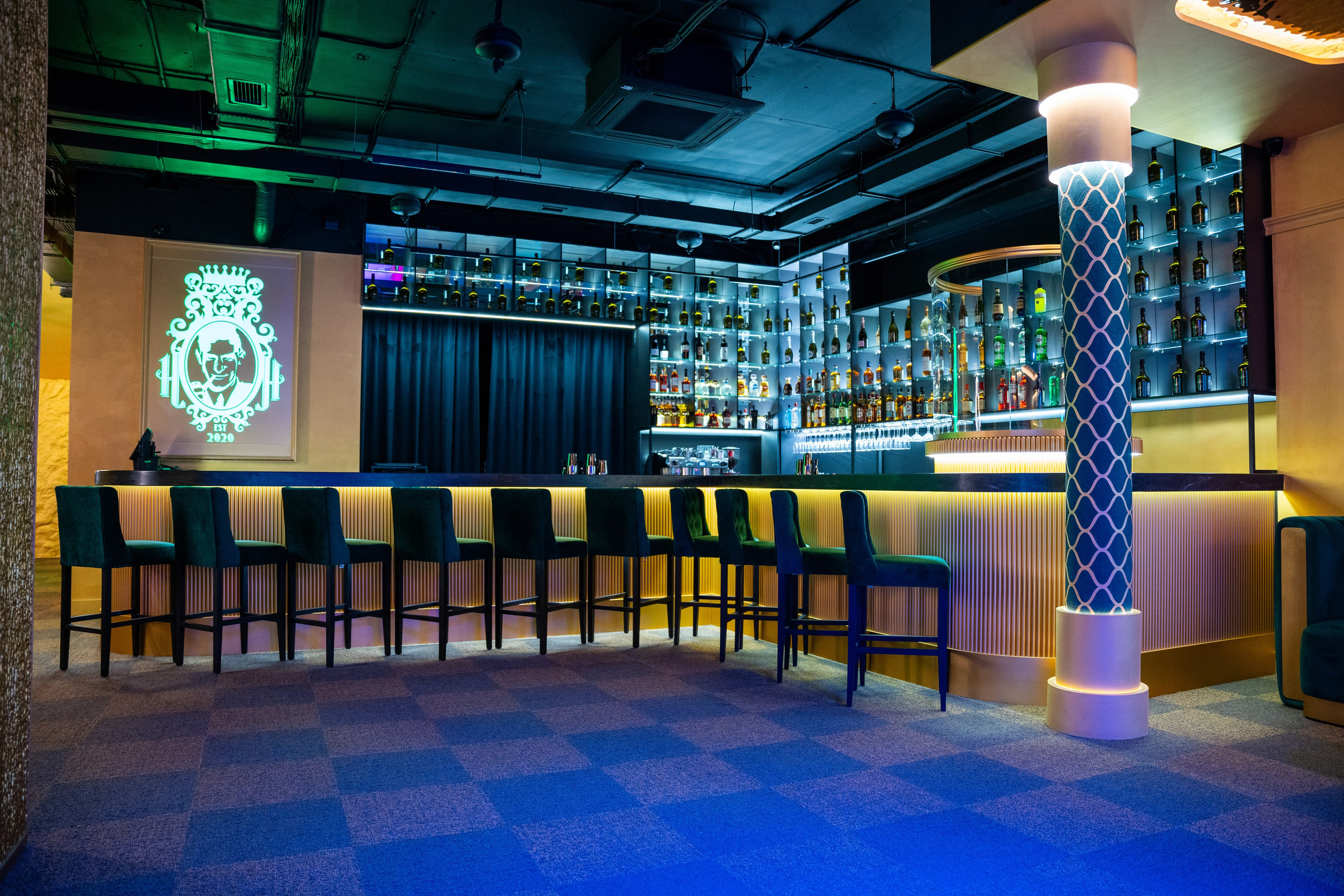 Фотосъемка интерьера стриптиз-клуба Hefner — элитный клуб Краснодара. Интерьерная фотосъемка клуба Hefner в Краснодаре — профессионально. Шедевры для Вас! Фотограф и Видеограф в Краснодаре Пахиев Руслан