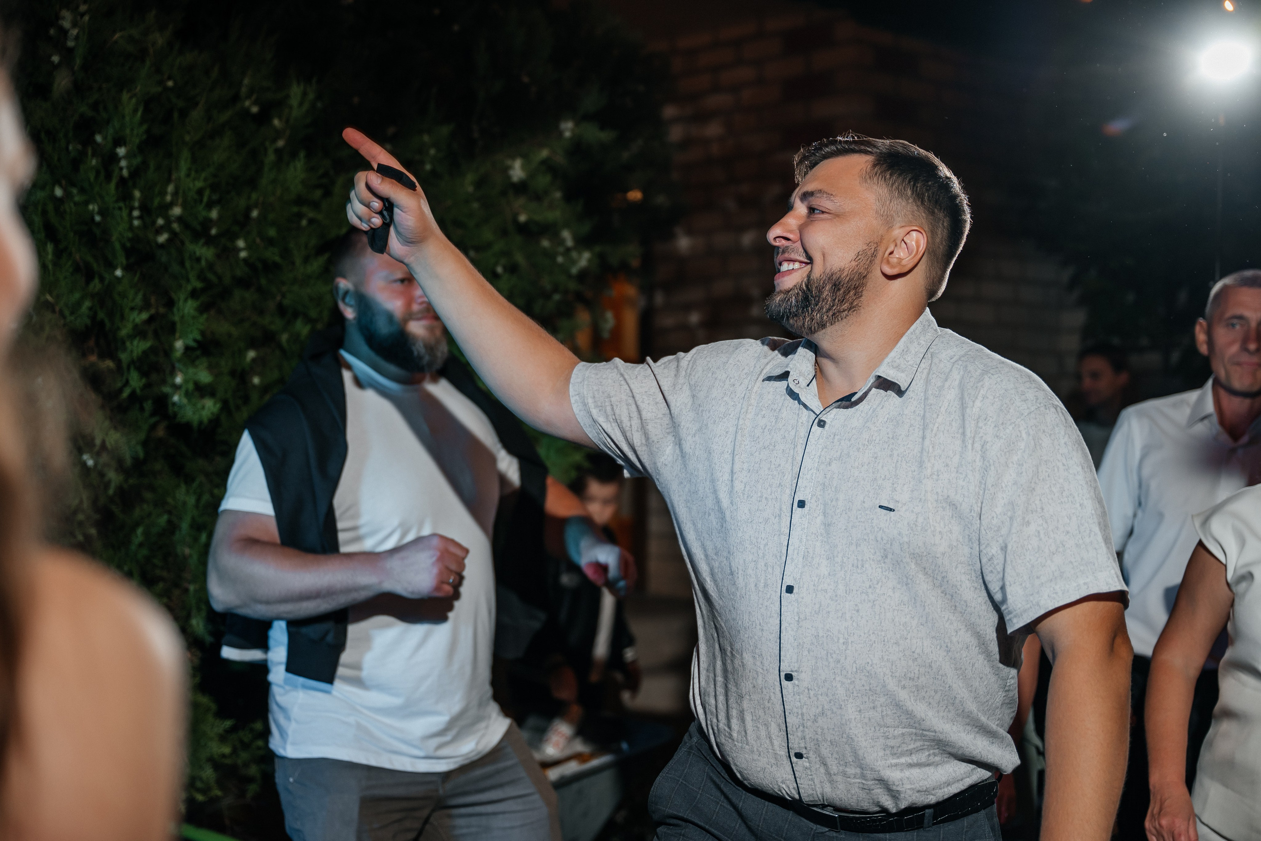 «Свадьба Даши и Артема». Школьный фотограф в Валуйках. Фотосессии для выпускников и изготовление выпускных альбомов в городе Валуйки и в Белгородской области