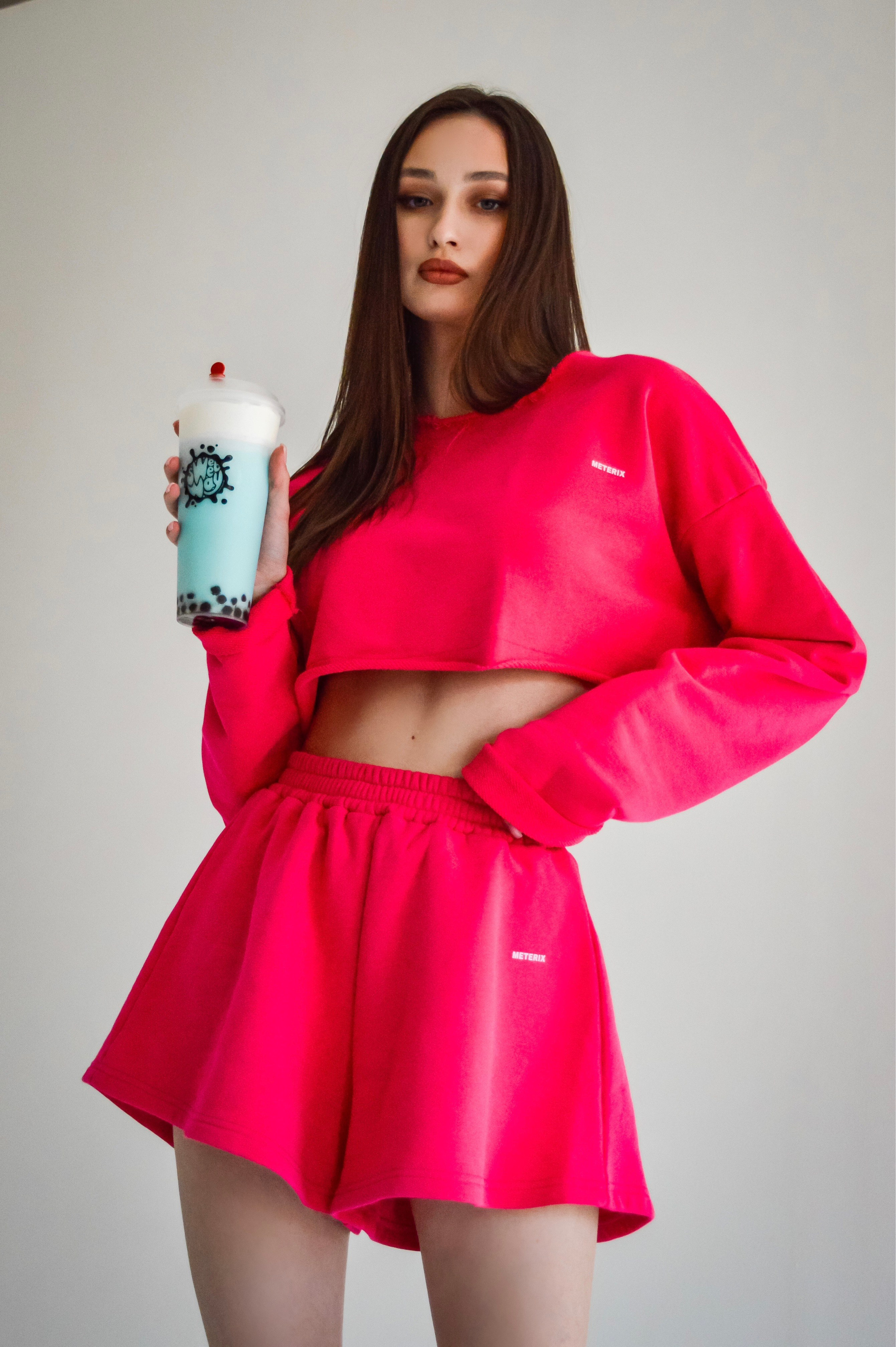 Алина, 40-42 р, 174 см. KED Production — продакшн из СПб. Создаём фото, видео и контент, который помогает брендам и селлерам продавать больше