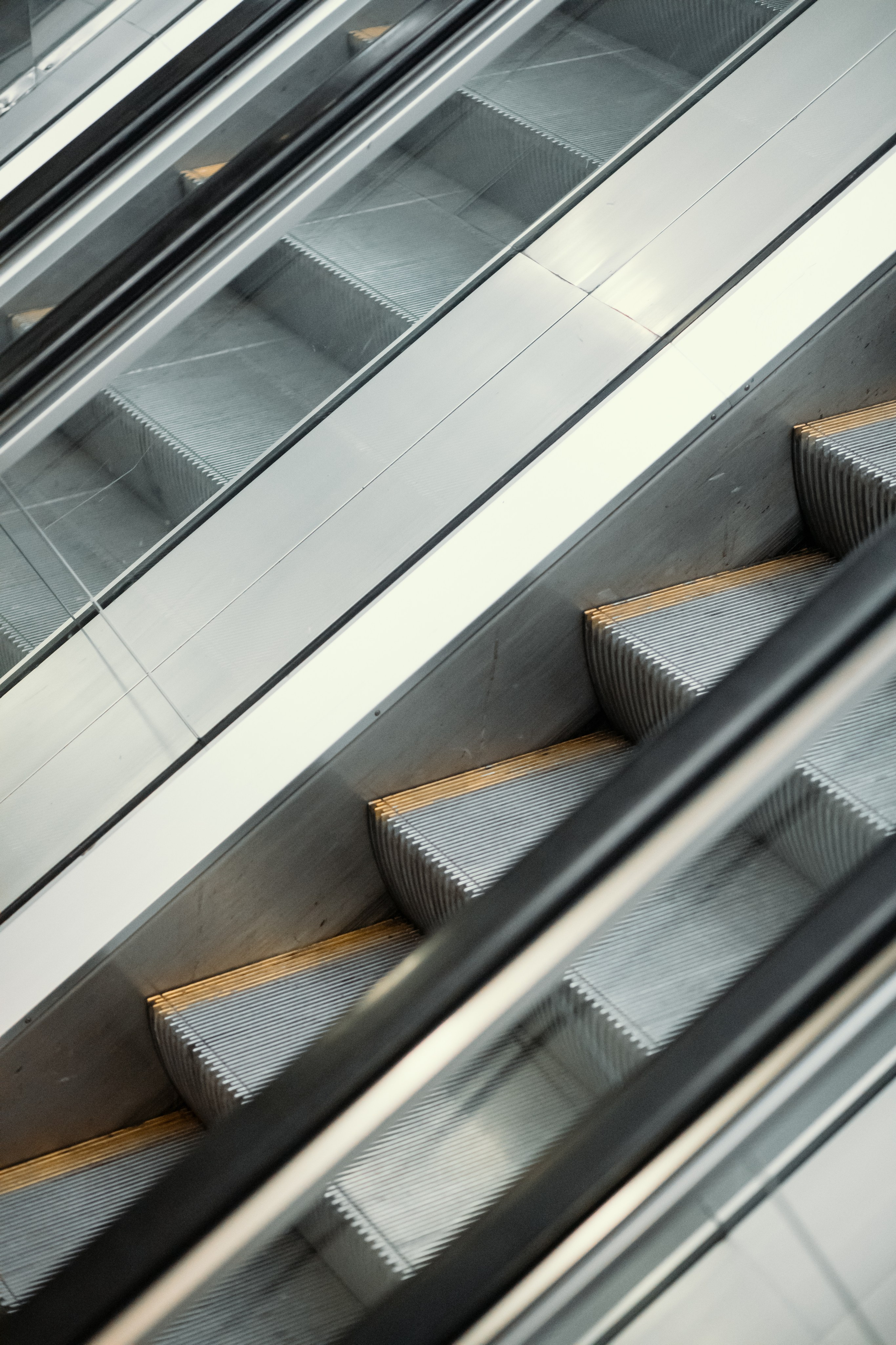 КАМПЕЙН ЭСКАЛАТОР. Елизавета Федотова | фэшн-фотограф