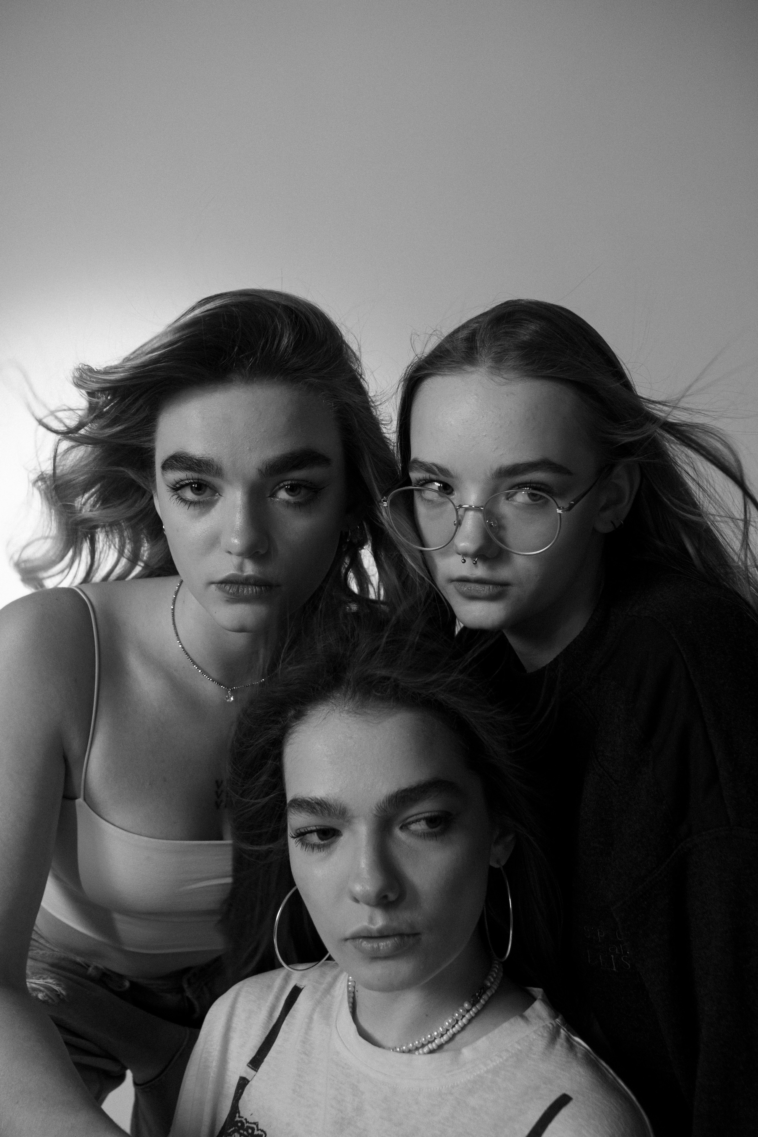 Три сестры, 2025. Портретный фотограф в Москве Евгения Яковенко