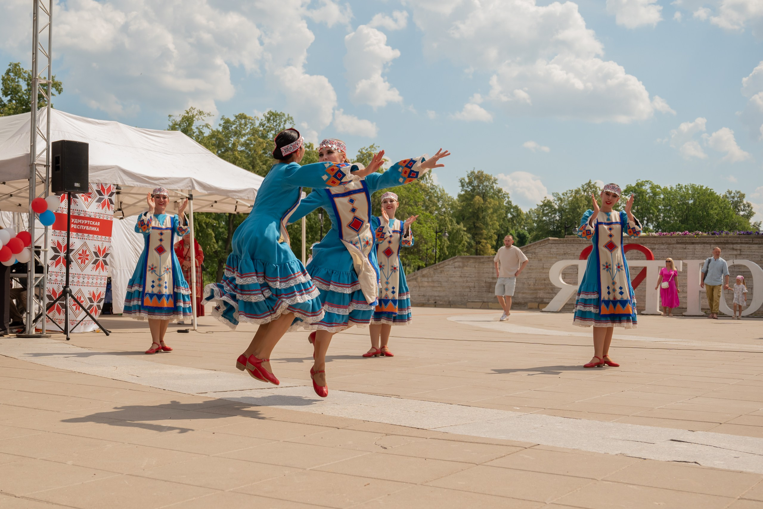 Мордовский праздник «Гербер». Фотограф в Санкт-Петербурге, фотодни в СПБ