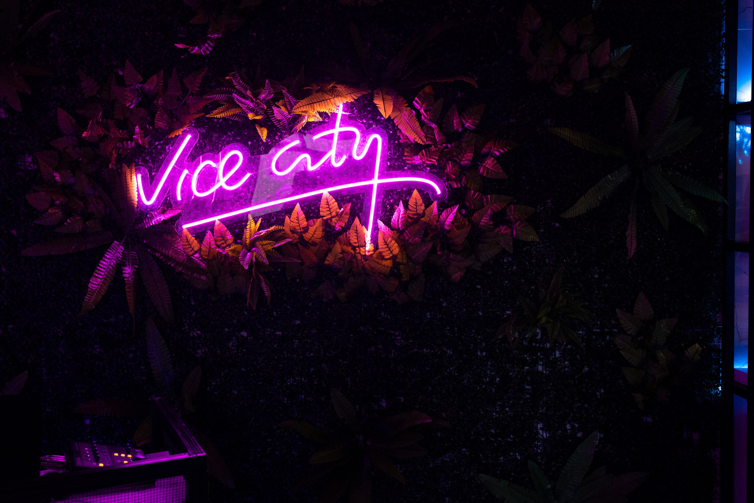 Открытие VICE CITY