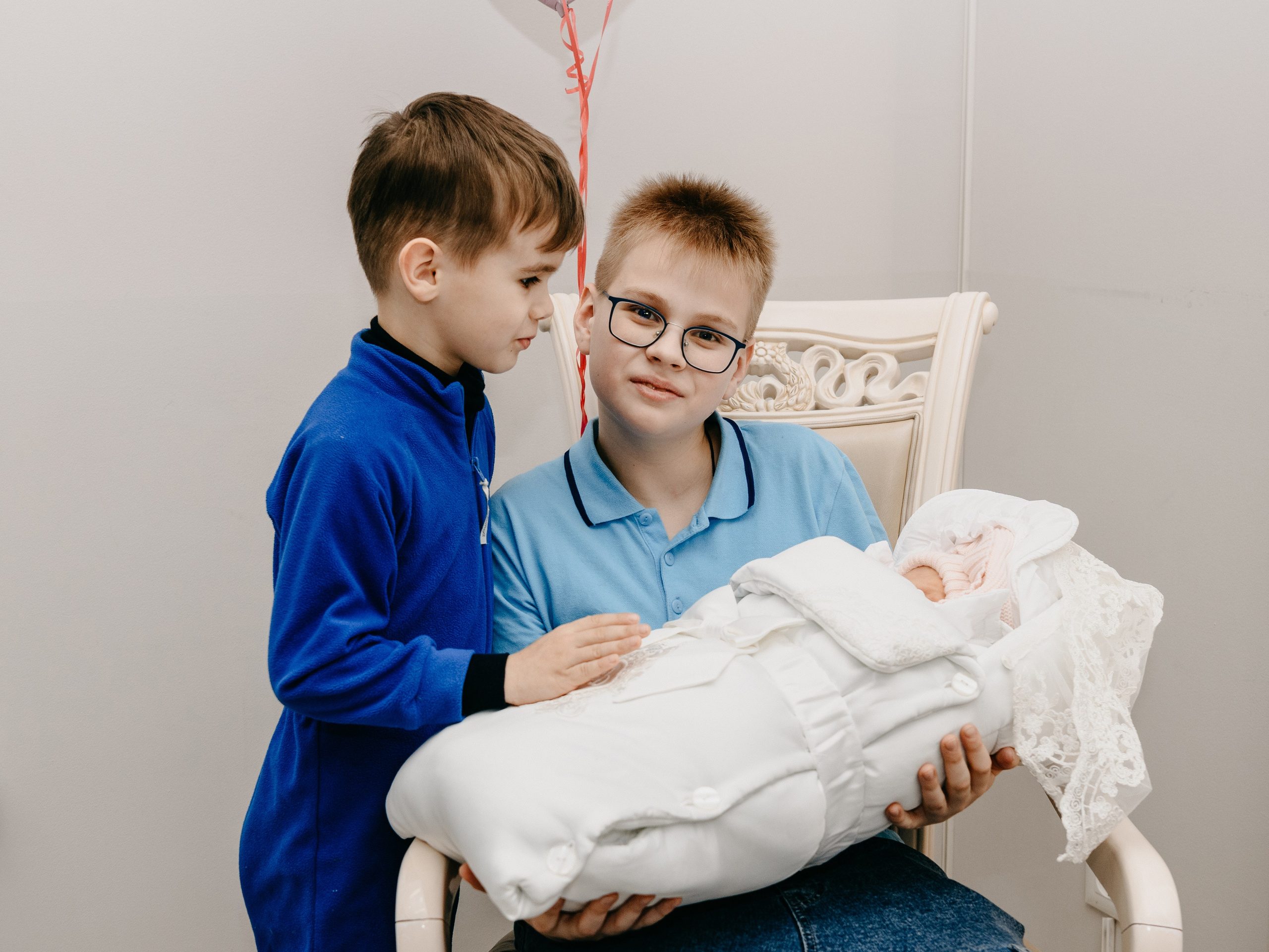 Выписка Арины. 4 роддом. Фотограф на выписку из роддома в Москве и МО