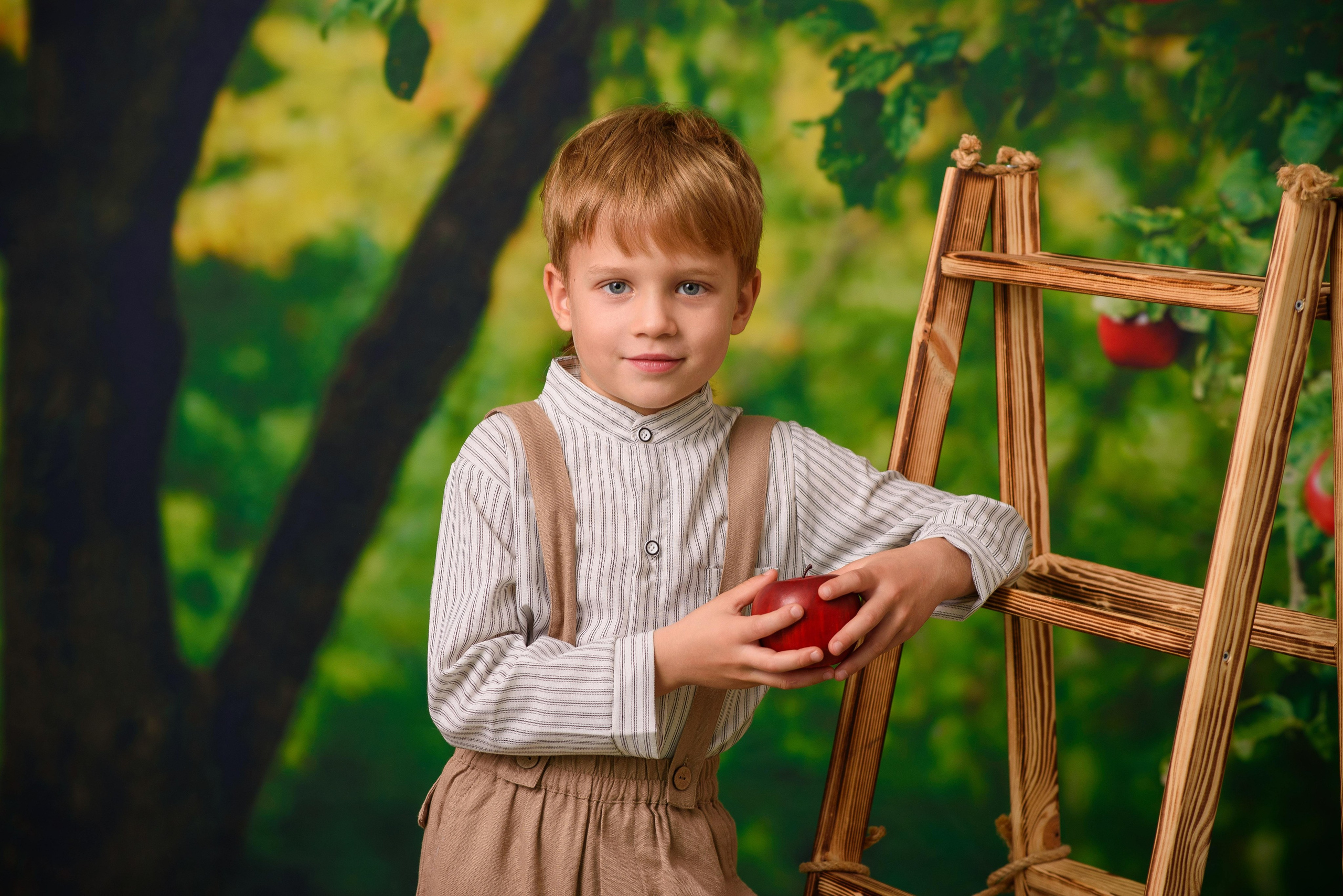 Яблочный сад. Детская фотостудия Москва