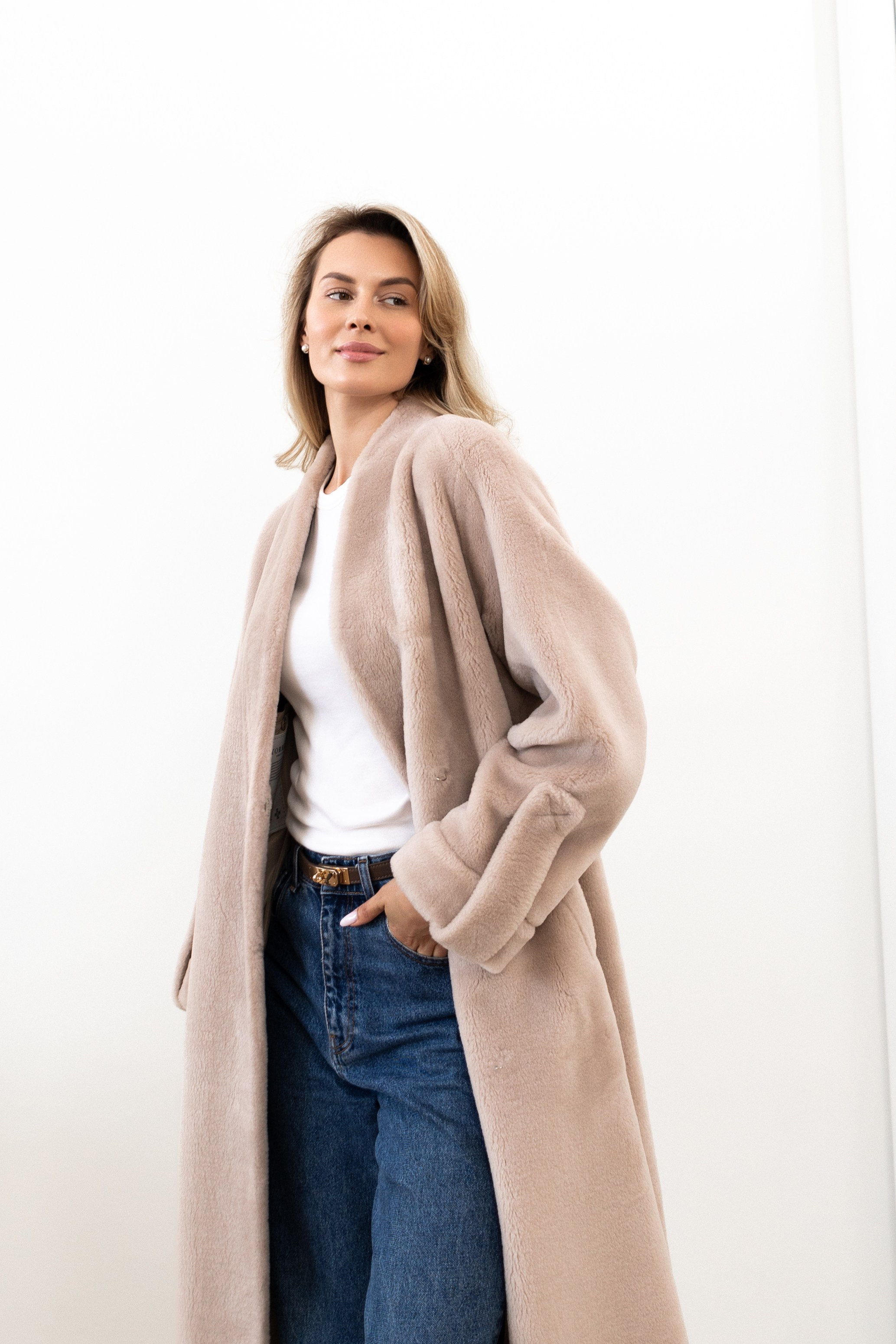 MY BEVERLY COAT — каталог. Фотограф для брендов в Санкт-Петербурге — Анита Вернер