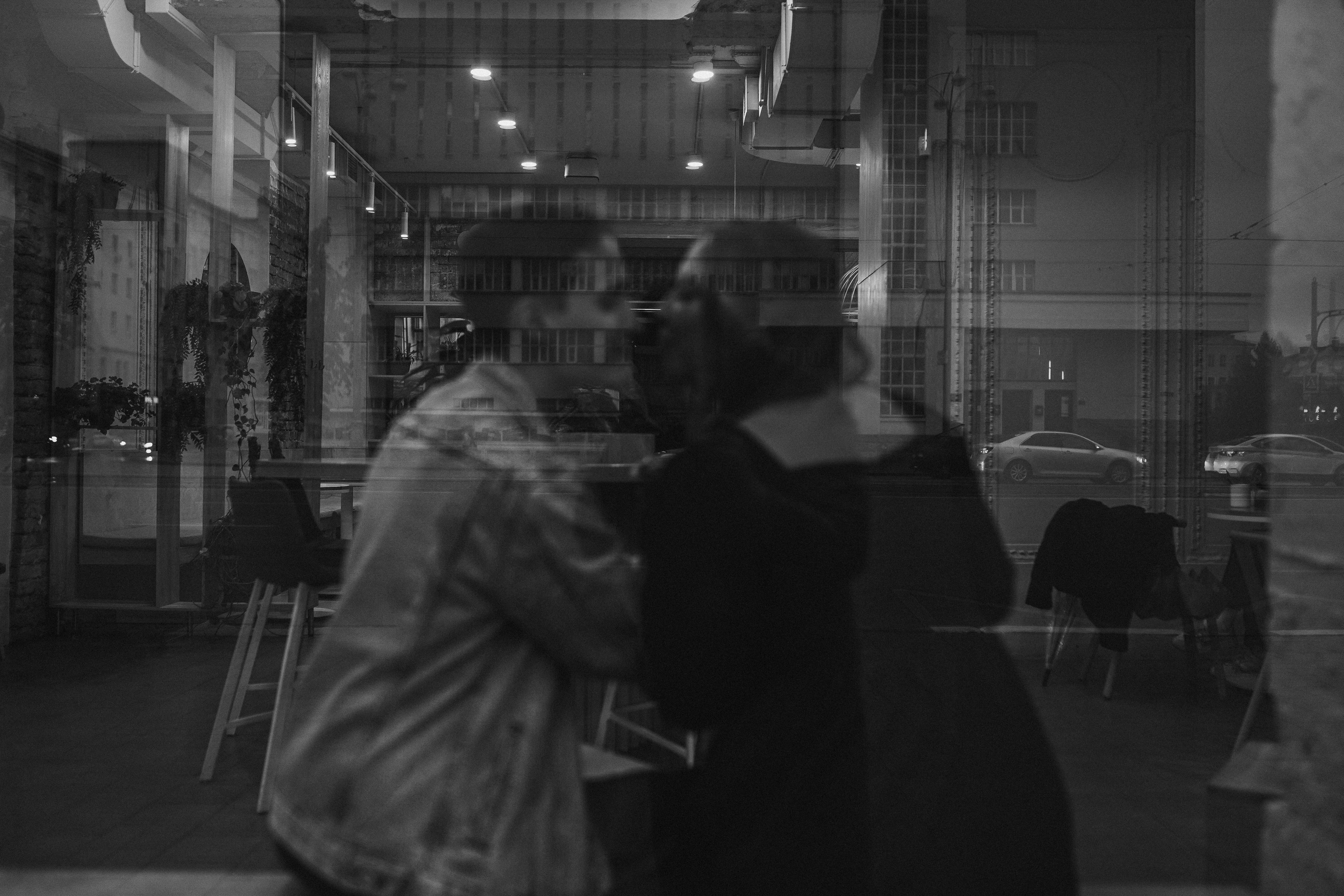 За малиновым солнцем