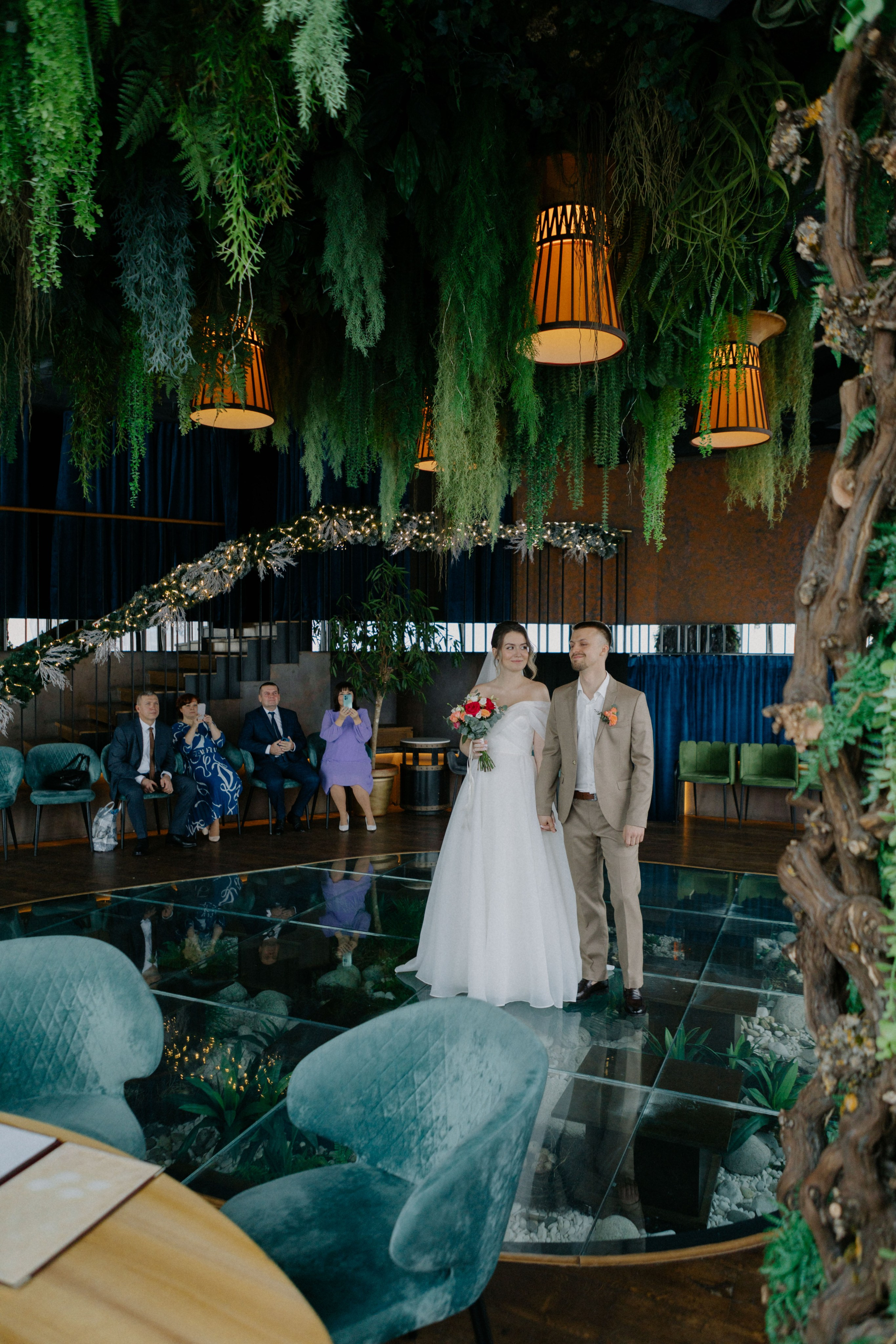 Ксюша и Илья. Утро в отеле роспись в Birds. Свадебный и портретный фотограф в Москве Анастасия Масюк