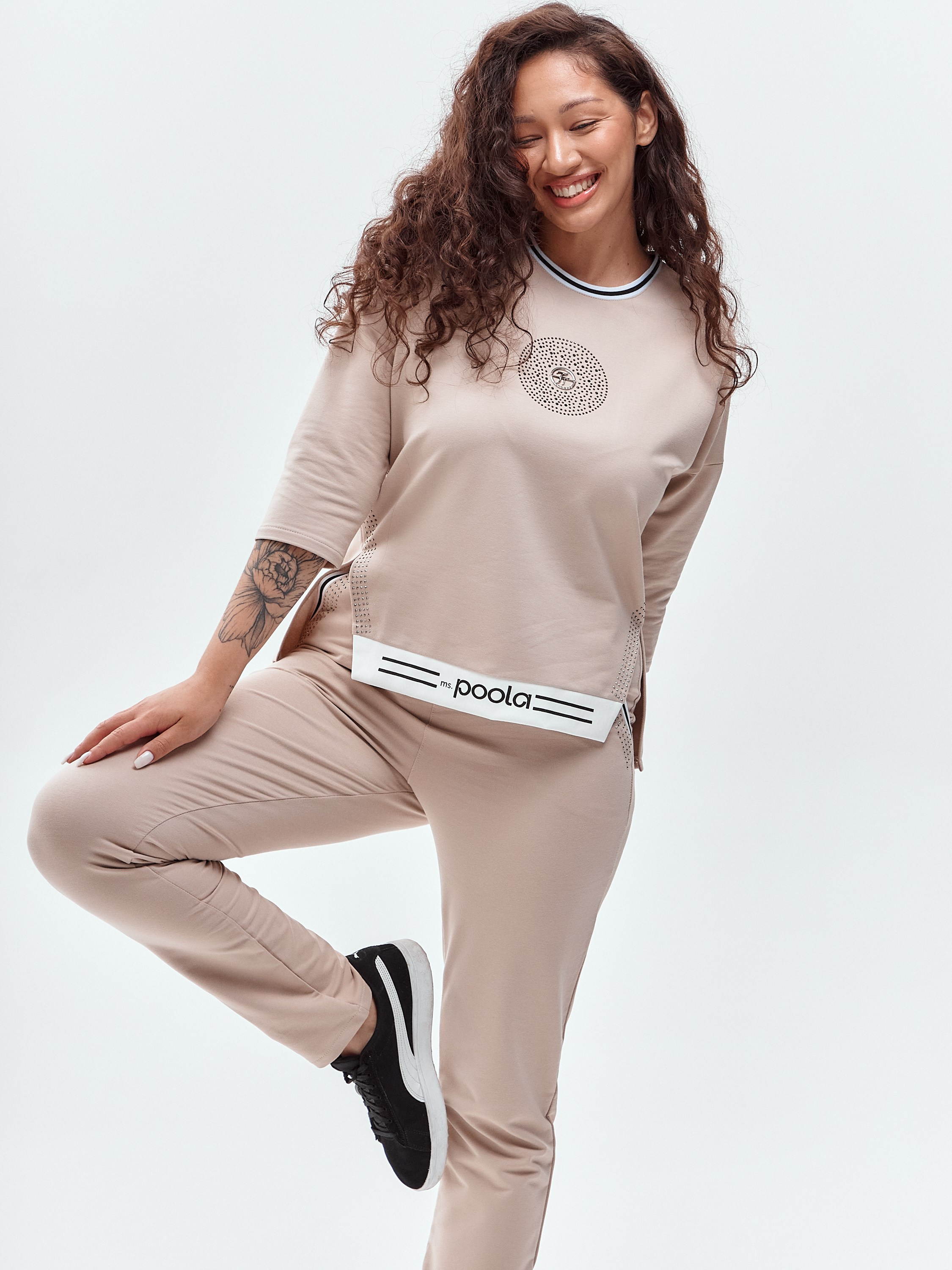 ЮЛЯ +SIZE. Продающий контент для маркетплейсов и e-commerce «под ключ»