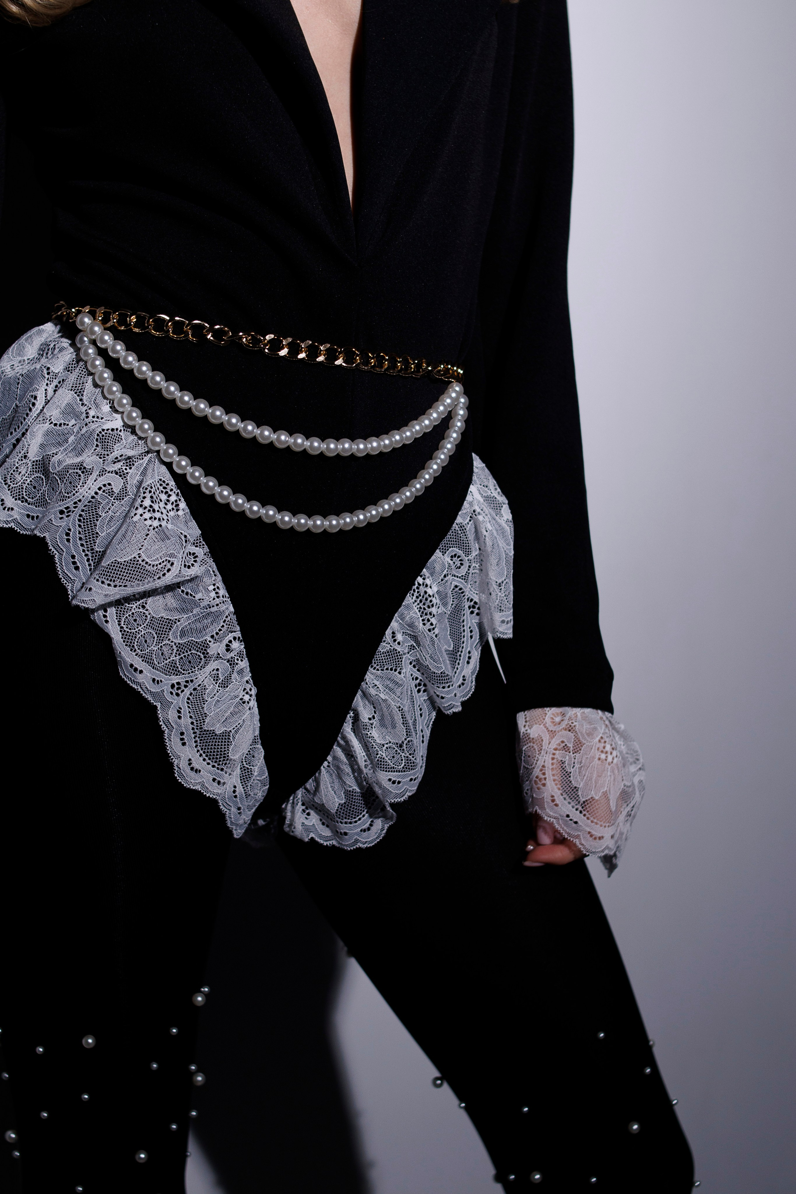 Фотосессия в студии. Я — фотограф, который помогает запечатлеть самые важные моменты вашей жизни!