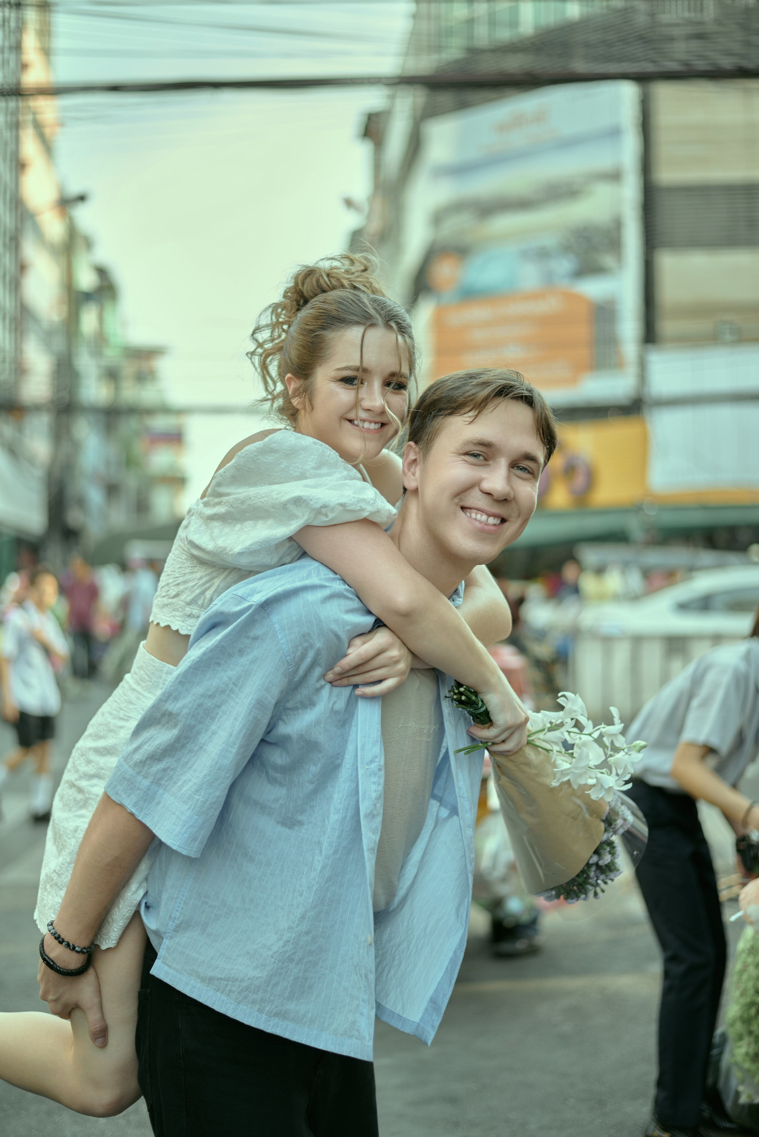 Lovestory photoshoot in Bangkok (story in Flowers market). Photographer Bangkok — Pattaya | фотограф Бангкок — Паттайа