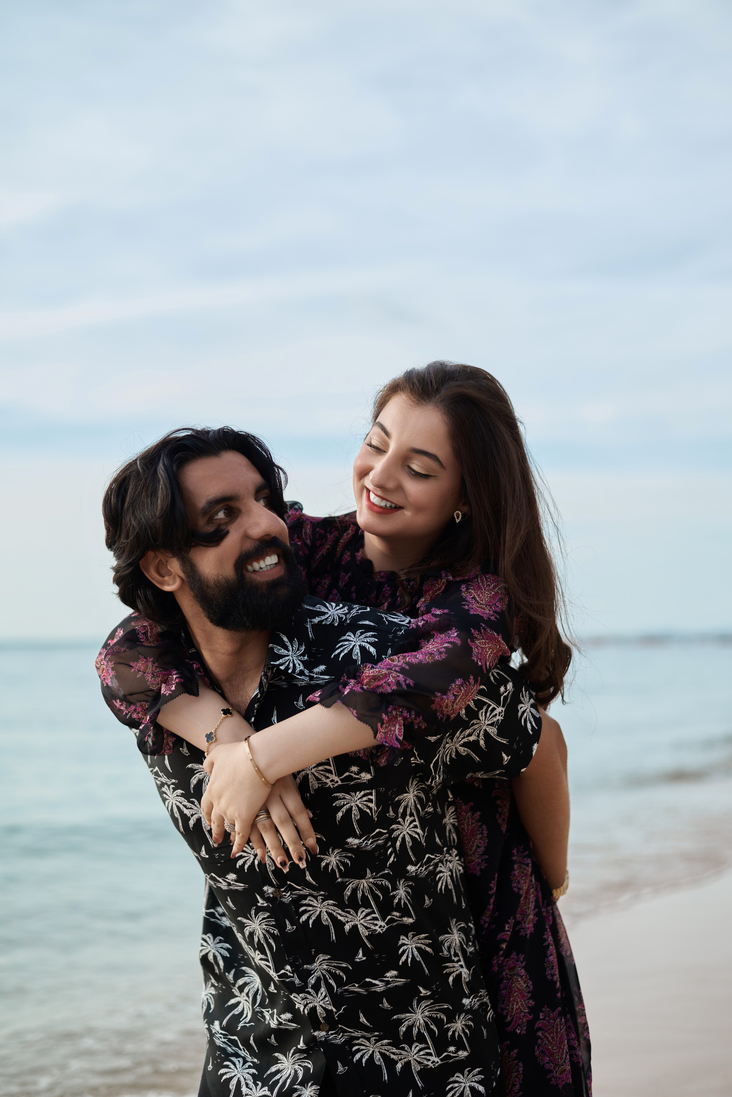 Love story photoshoot on the beach in Pattaya. Photographer Bangkok — Pattaya | фотограф Бангкок — Паттайа