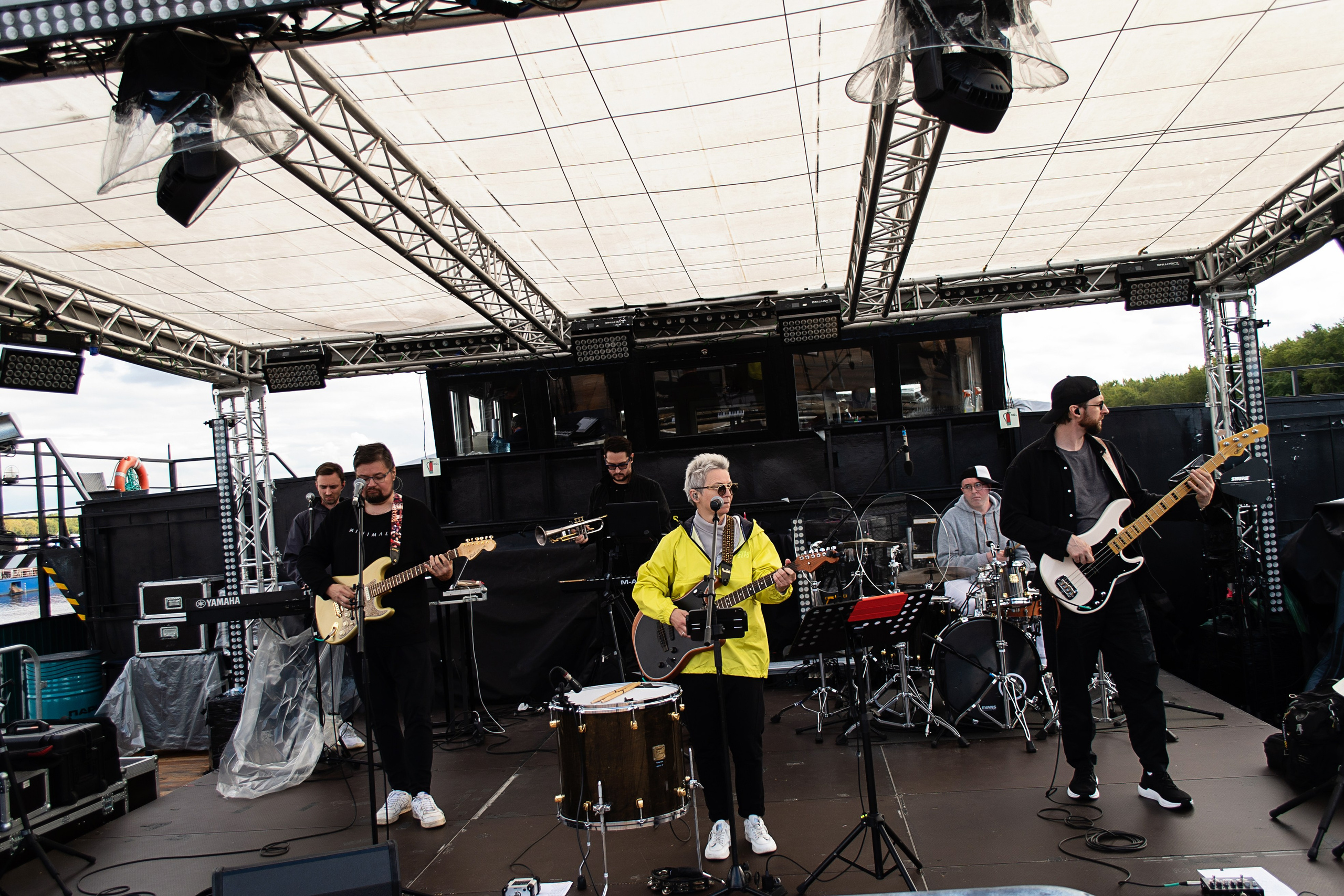 Светлана Сурганова и оркестр. Летник на корабле. Репетиция перед концертом. Москва, 21.08.2025. Фотограф в Москве, Оксана Ребристая