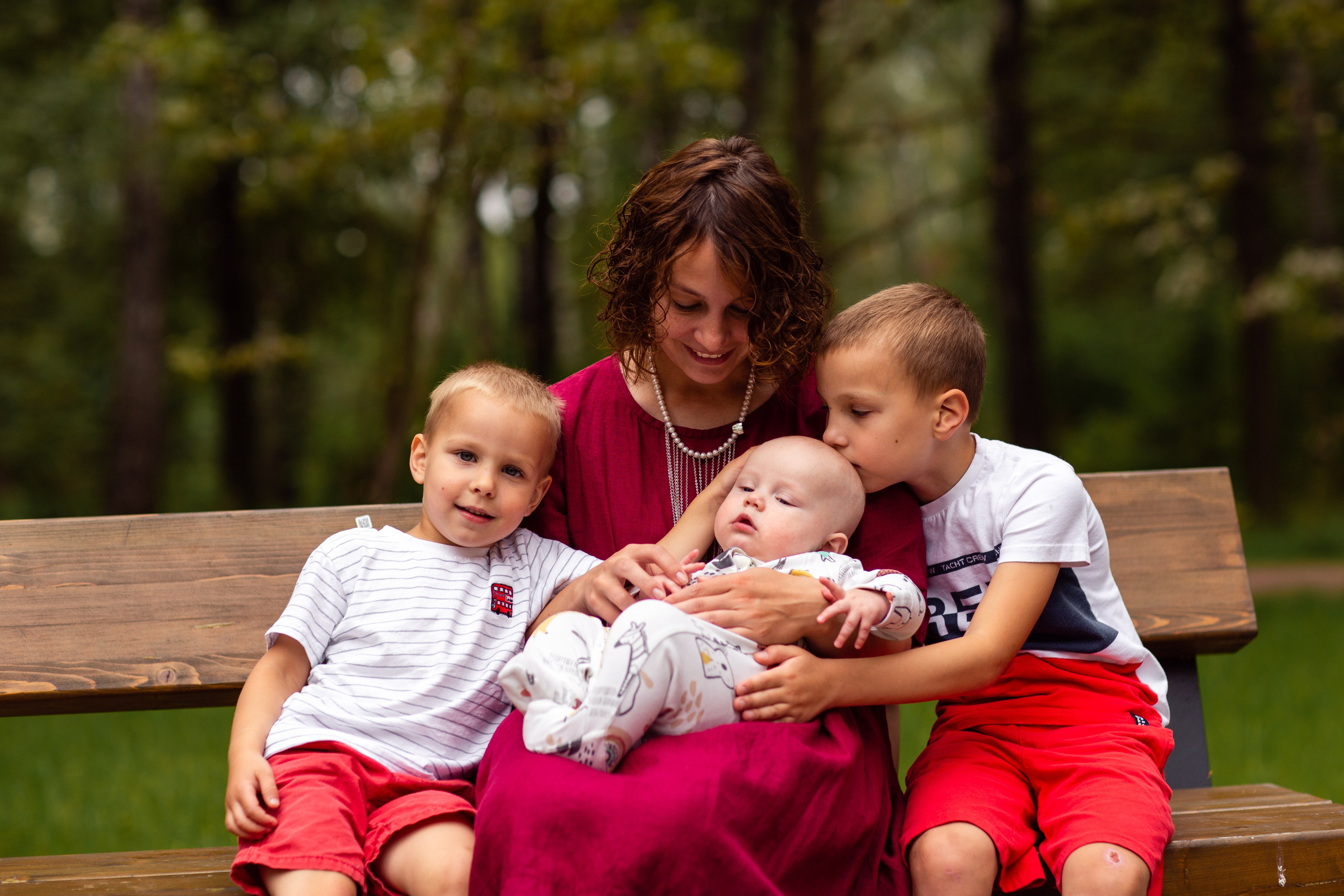 Семейная прогулка в парке. Семейный фотограф Фрязино Зрячева Кристина