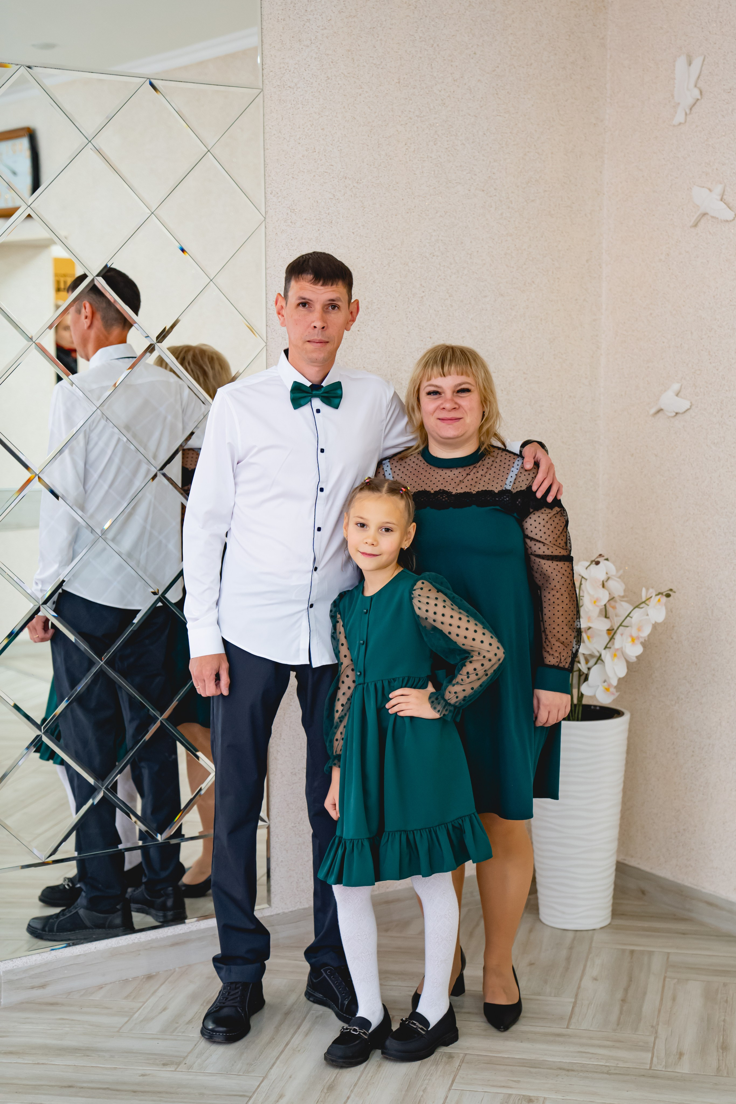 Осенняя Свадьба 2024. Занимаюсь профессиональной фотографией и живу рядом с Байкалом. Работаю в разных жанрах