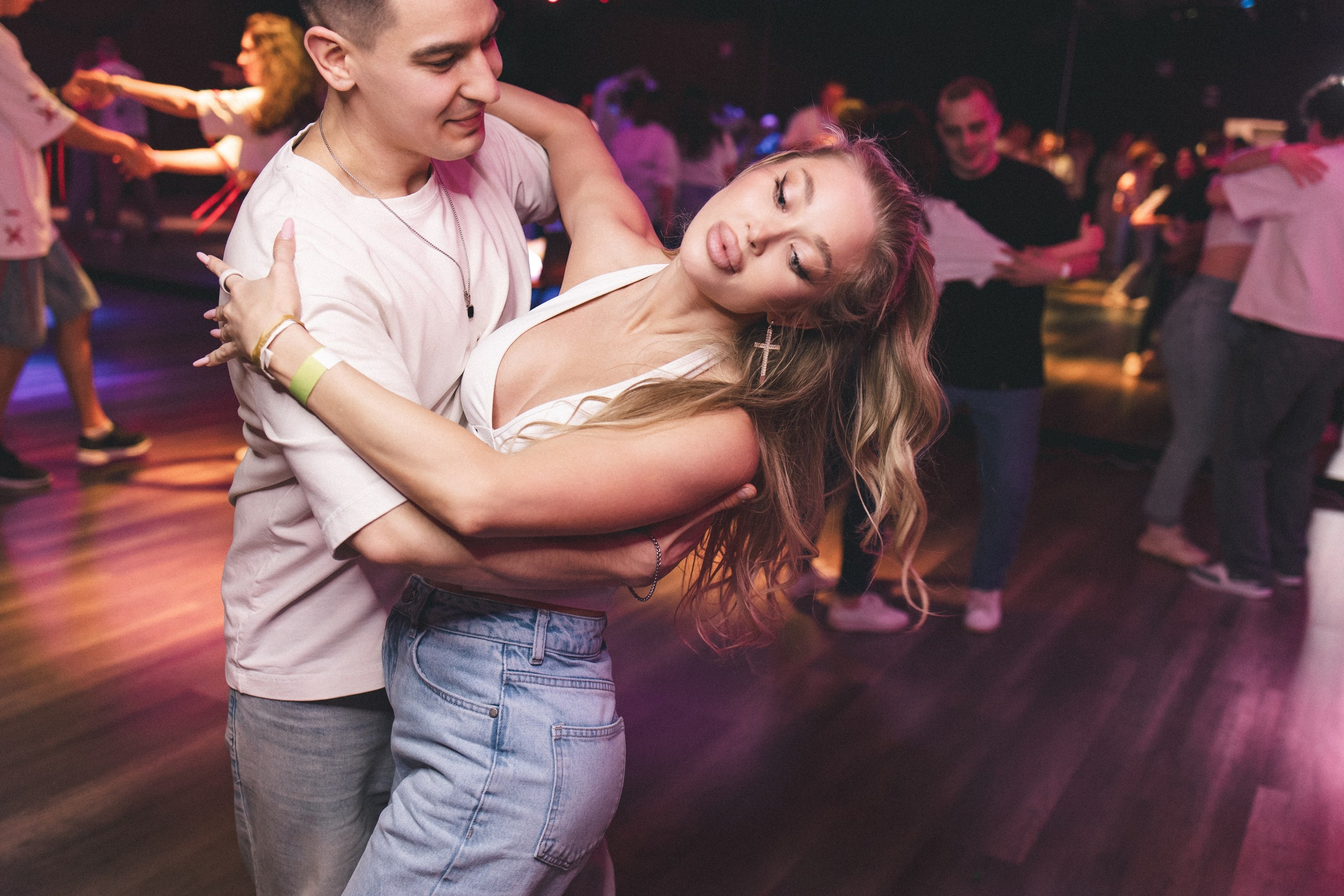 Танцевальная вечеринка) В ритме вечера. Репортажная фотосъёмка мероприятий и бизнес-конференций в Москве — Татьяна Фомичёва