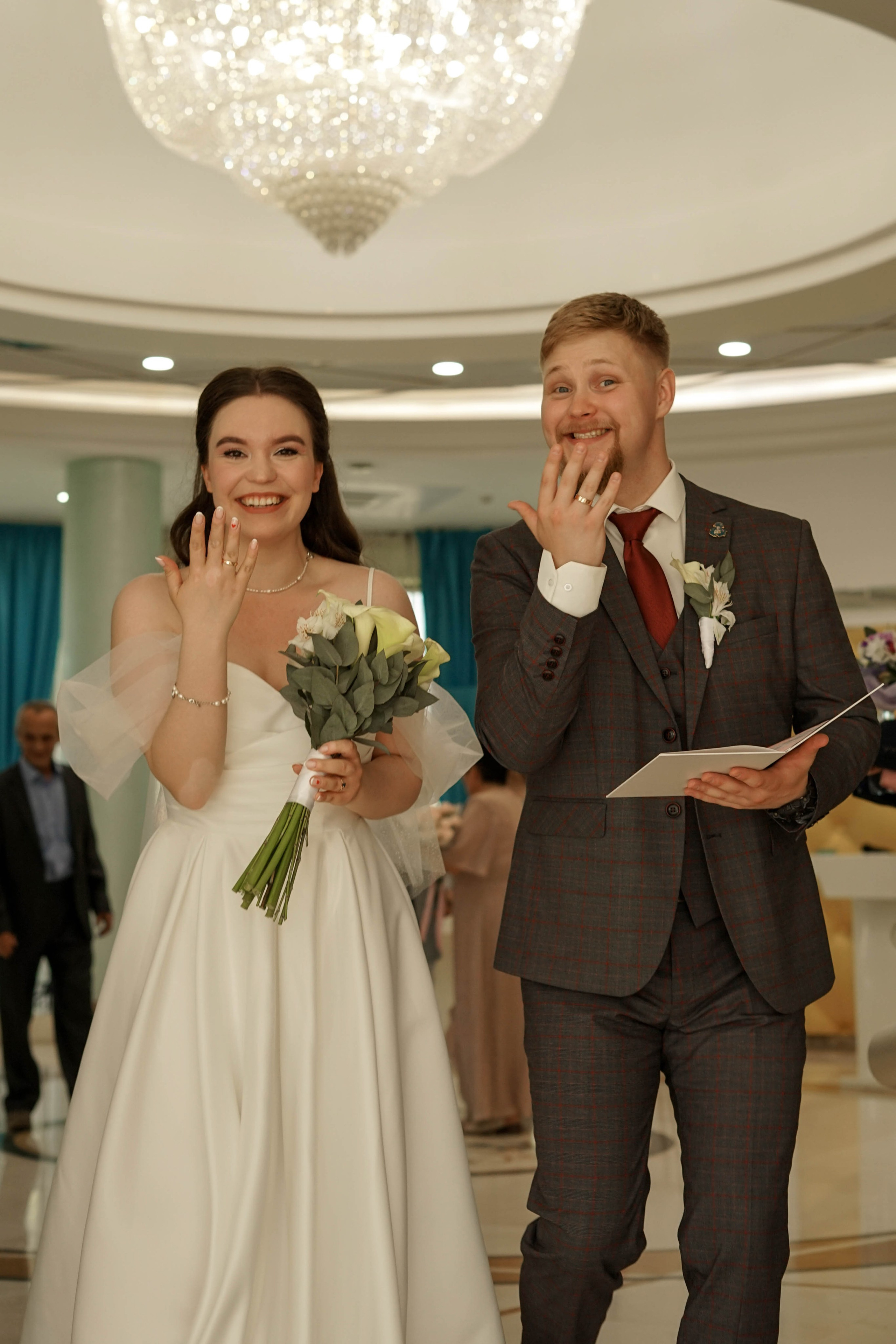 Оля и Дима: регистрация, свадебная прогулка. Фотограф в Иркутске