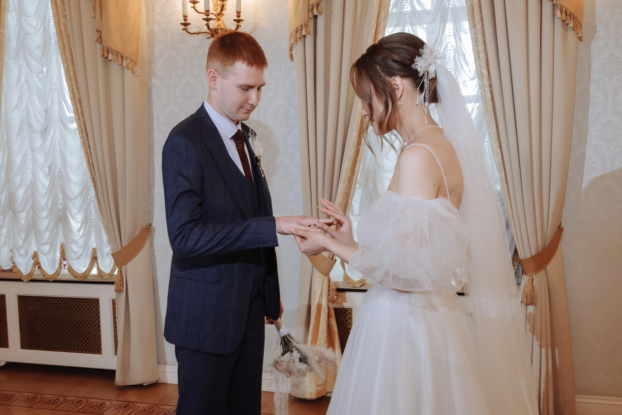 Свадебная съёмка для Ирины и Николая. Сборы в отеле. Свадебный и семейный фотограф г. Ярославль Савинская Анастасия