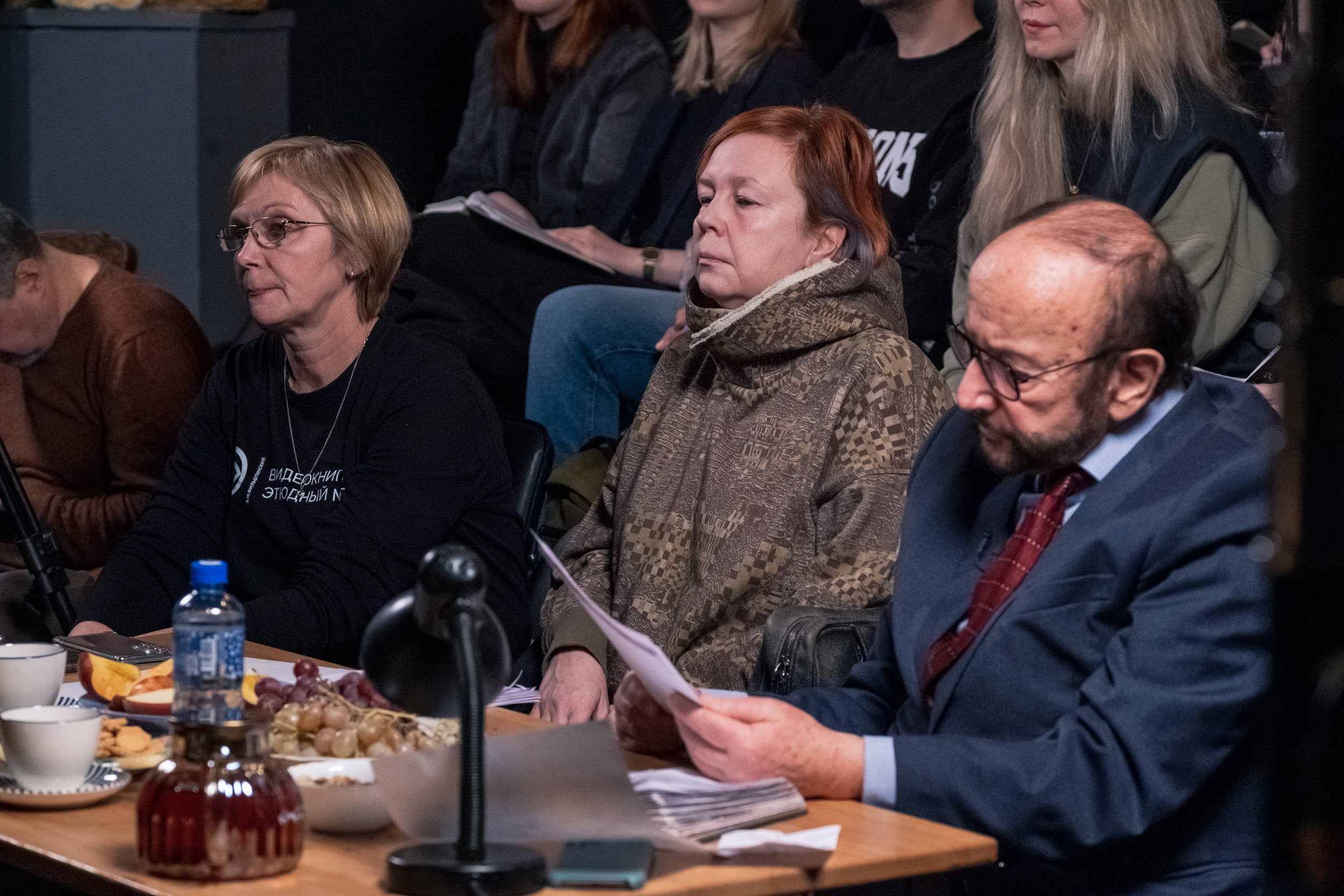 Видеокнига этюдного метода Вениамина Михайловича Фильштинского для социально-художественных проектов. Фотограф в Санкт-Петербурге и Москве Юлия Паршакова