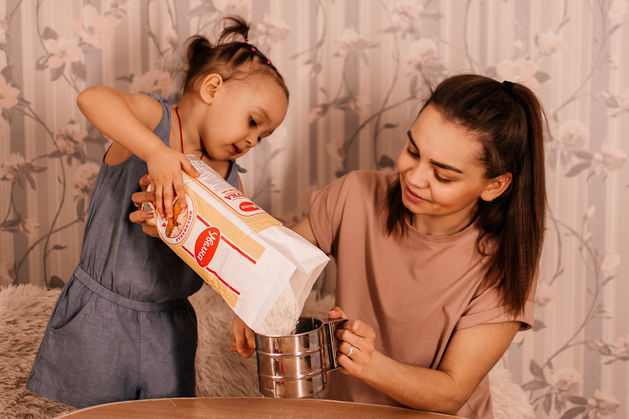 Домашняя съемка. Ольга Злобина фотограф Пойковский, ХМАО