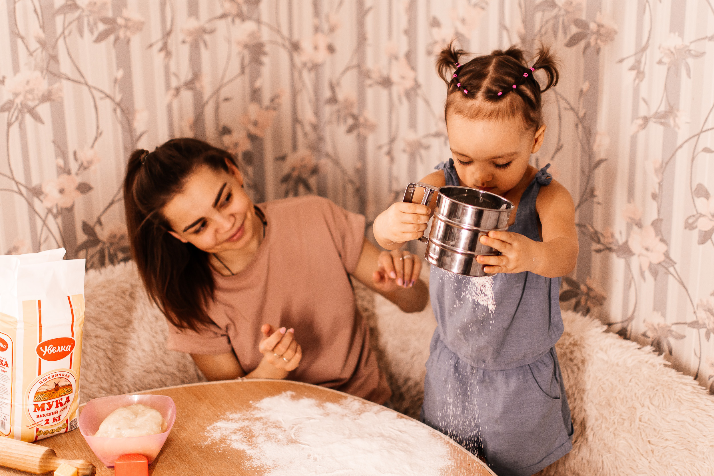 Домашняя съемка. Ольга Злобина фотограф Пойковский, ХМАО