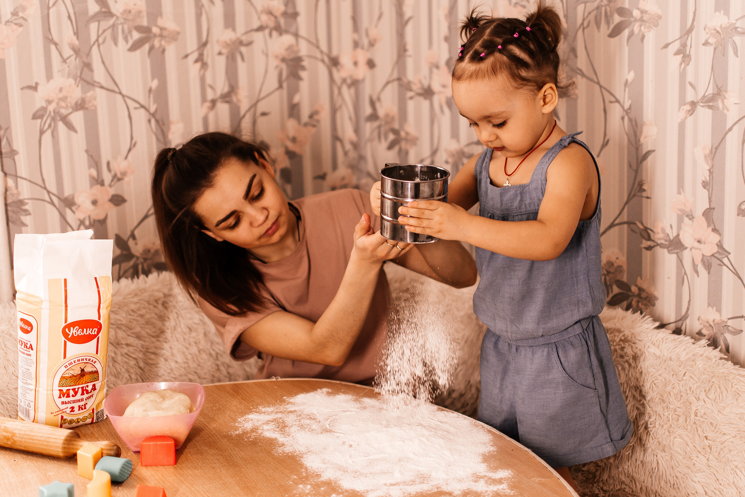 Домашняя съемка. Ольга Злобина фотограф Пойковский, ХМАО