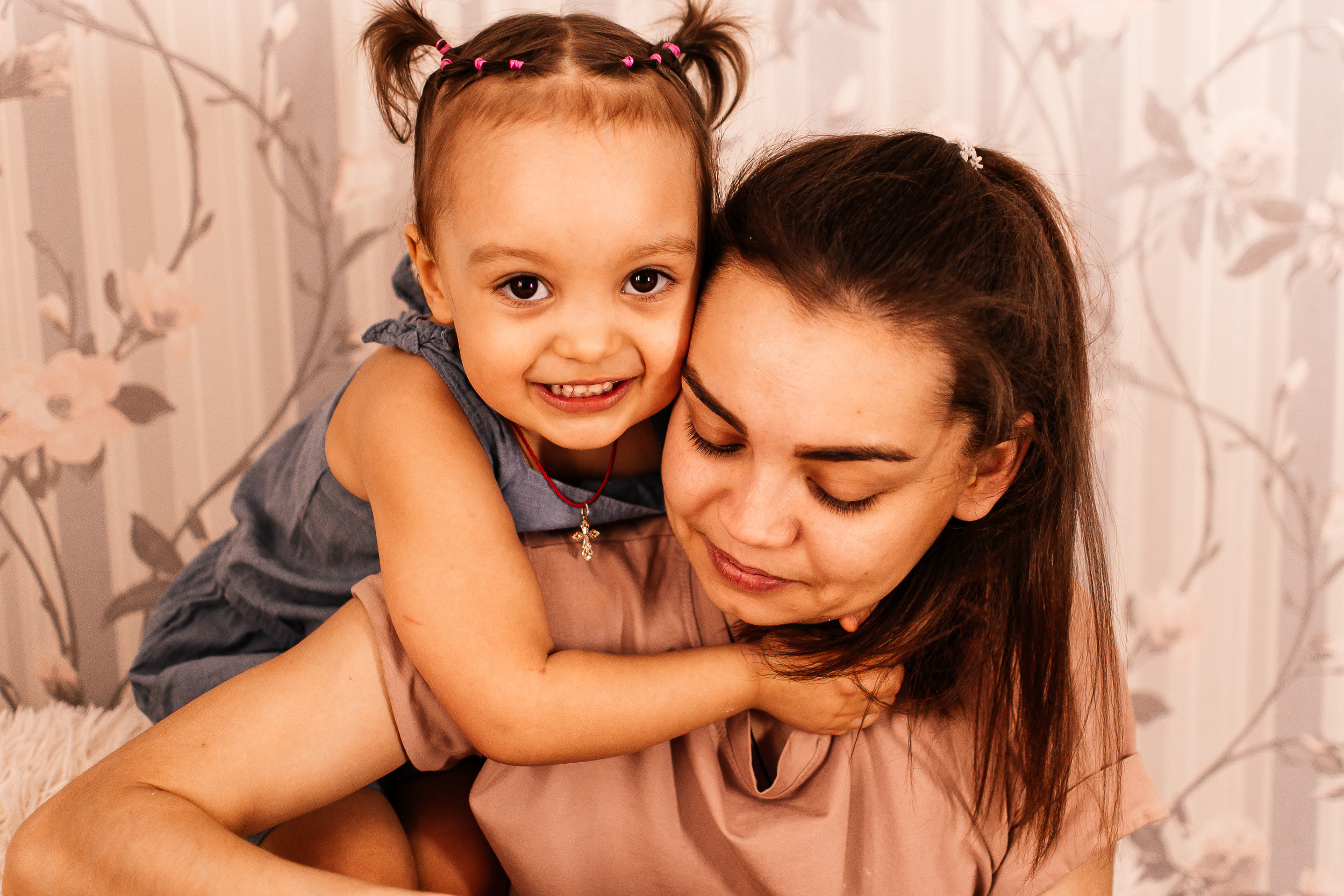 Домашняя съемка. Ольга Злобина фотограф Пойковский, ХМАО