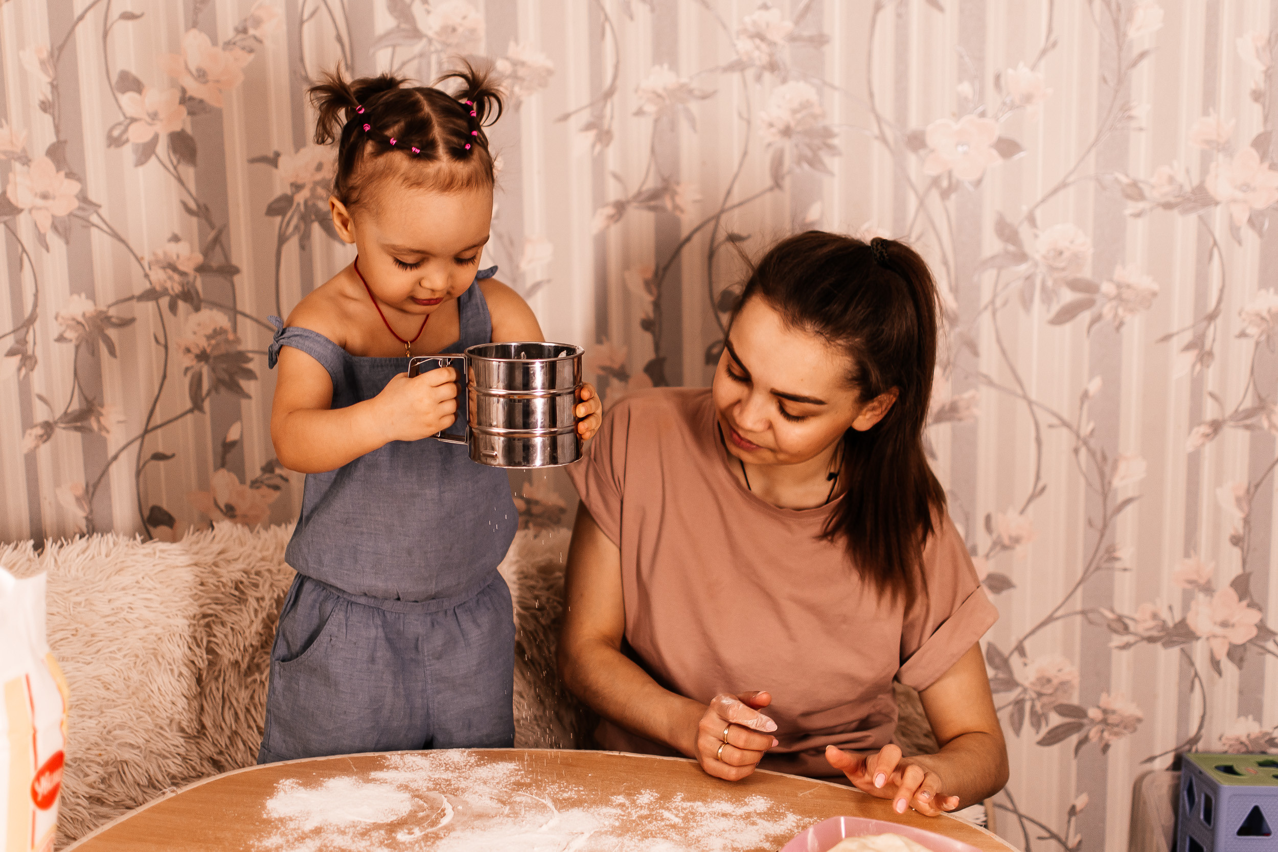 Домашняя съемка. Ольга Злобина фотограф Пойковский, ХМАО