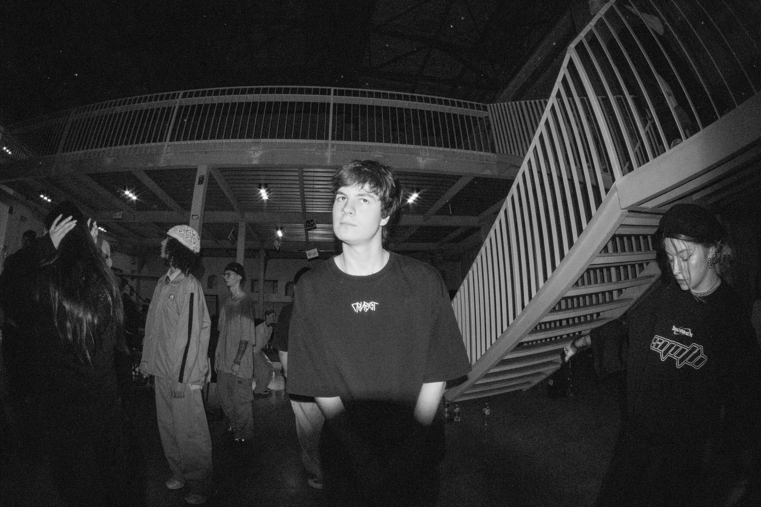 LORDS OF THE UNDERGROUND 27/10/25 (@youlovebu). Соня бу тебя сфоткала