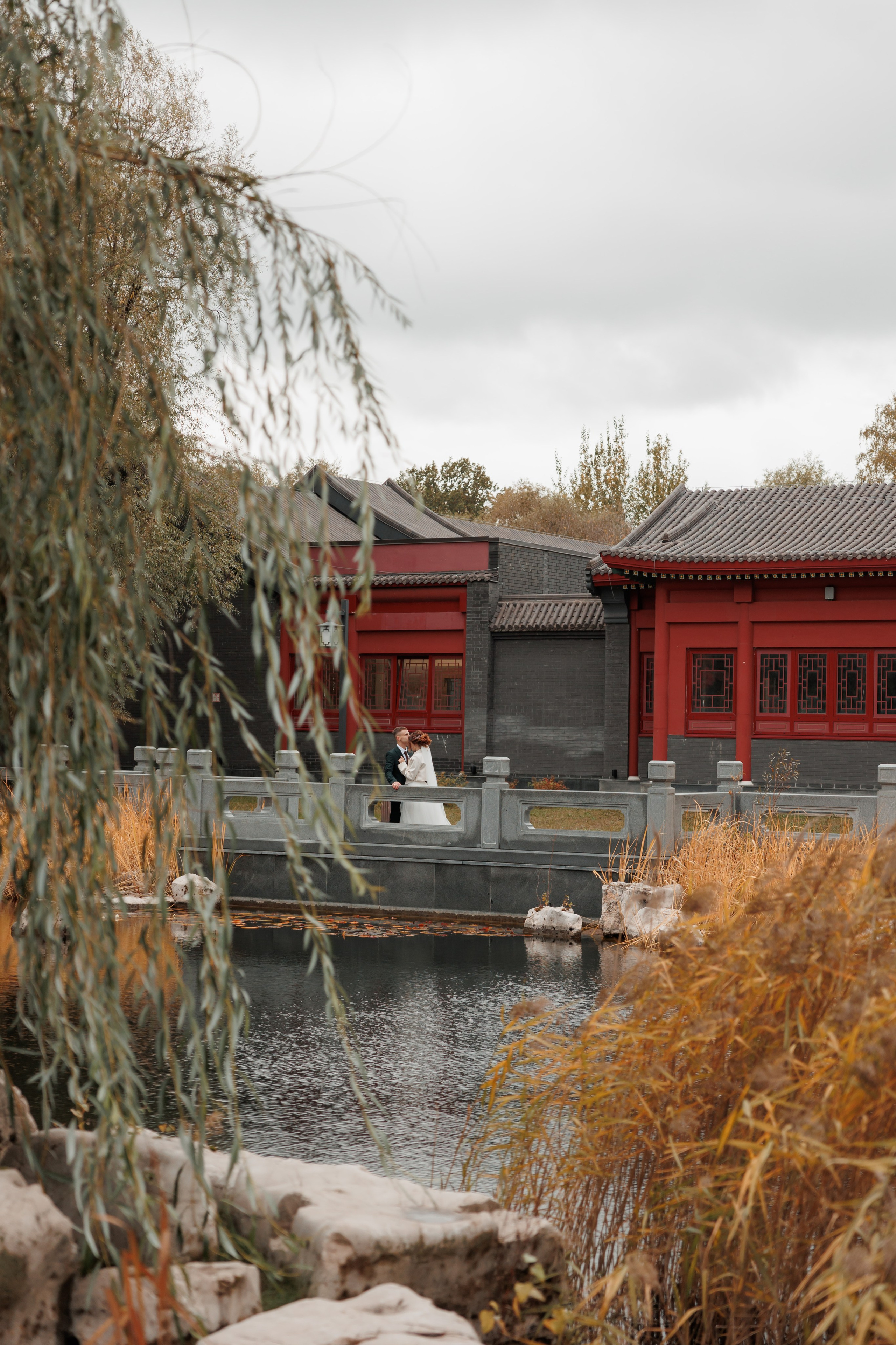 Константин и Дарья, ЗАГС ВДНХ, отель Soluxe, ресторан «Антик». Свадебный и репортажный фотограф (Москва, Королев и другие)