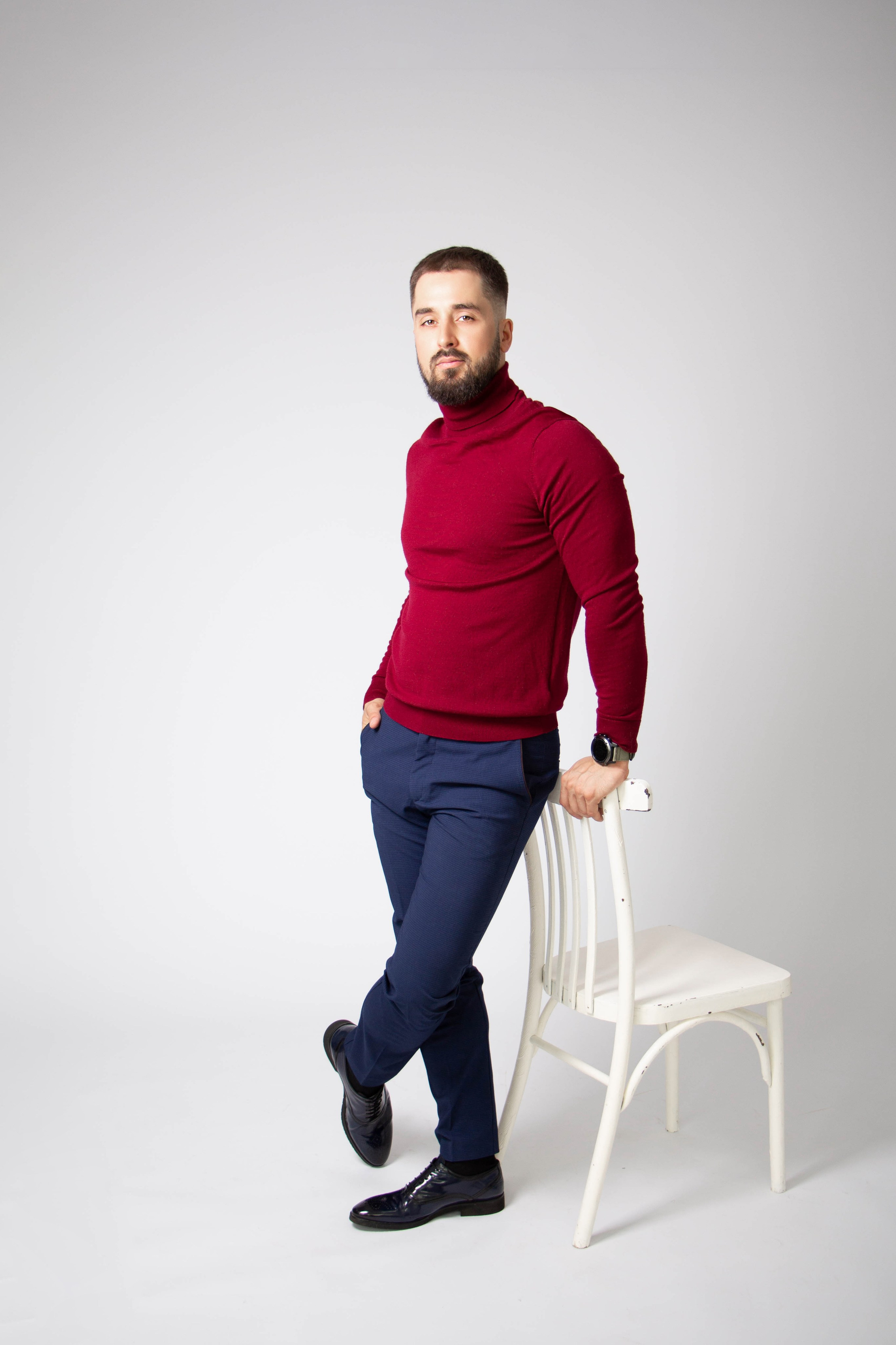 Артем бросает предметы. Нечехова Виктория