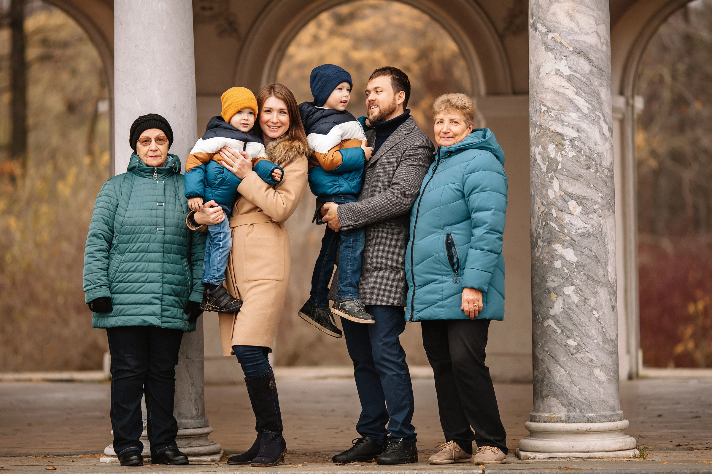 Семейная фотосессия осенью. Семейный и свадебный фотограф в Майкопе Михаил Мартиросян