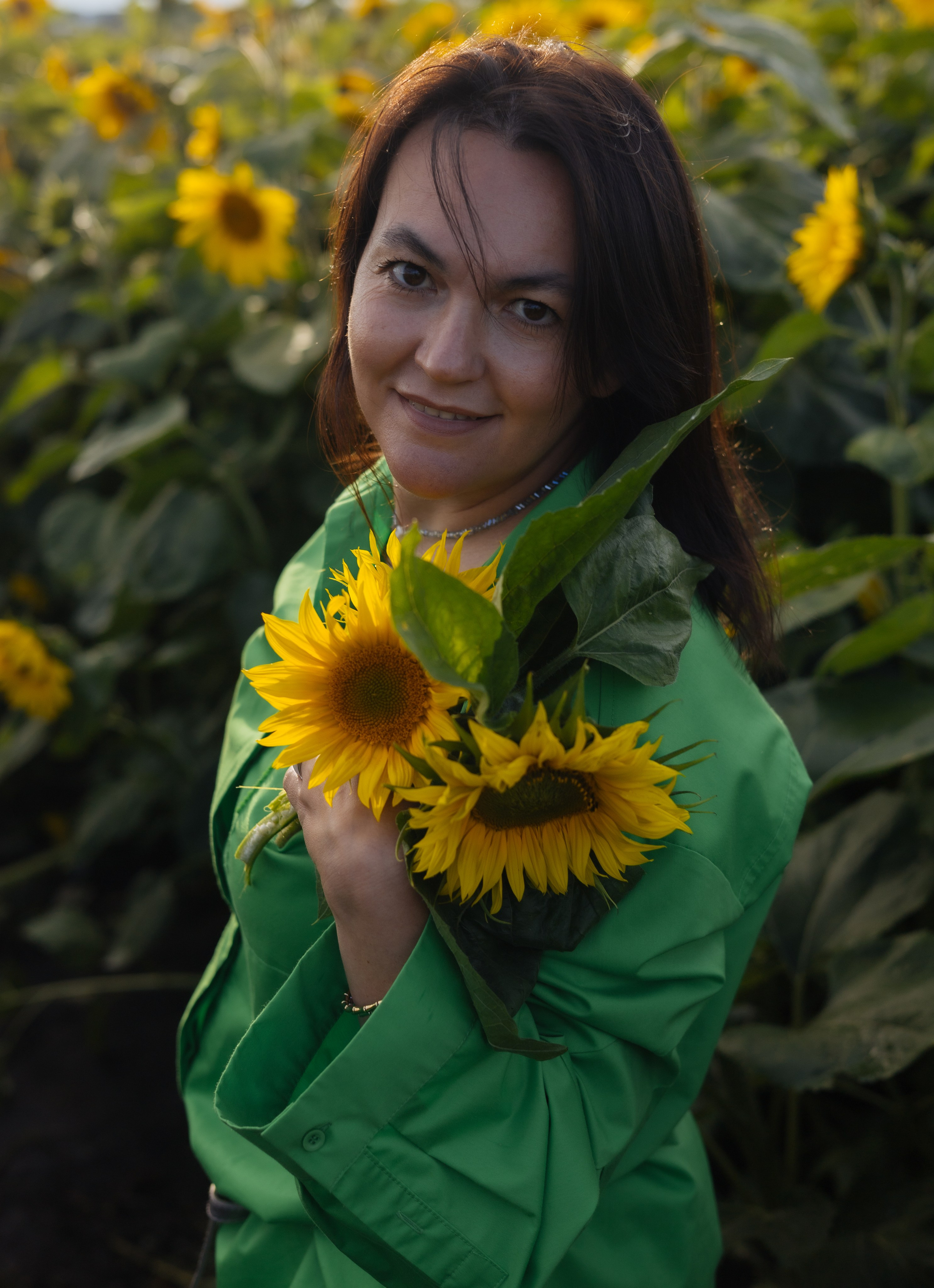 ПОДСОЛНУХИ 2025. Фотограф Красноярск съемки лавстори, фотосессия в студии, портретная съемка, творческие фотосессии