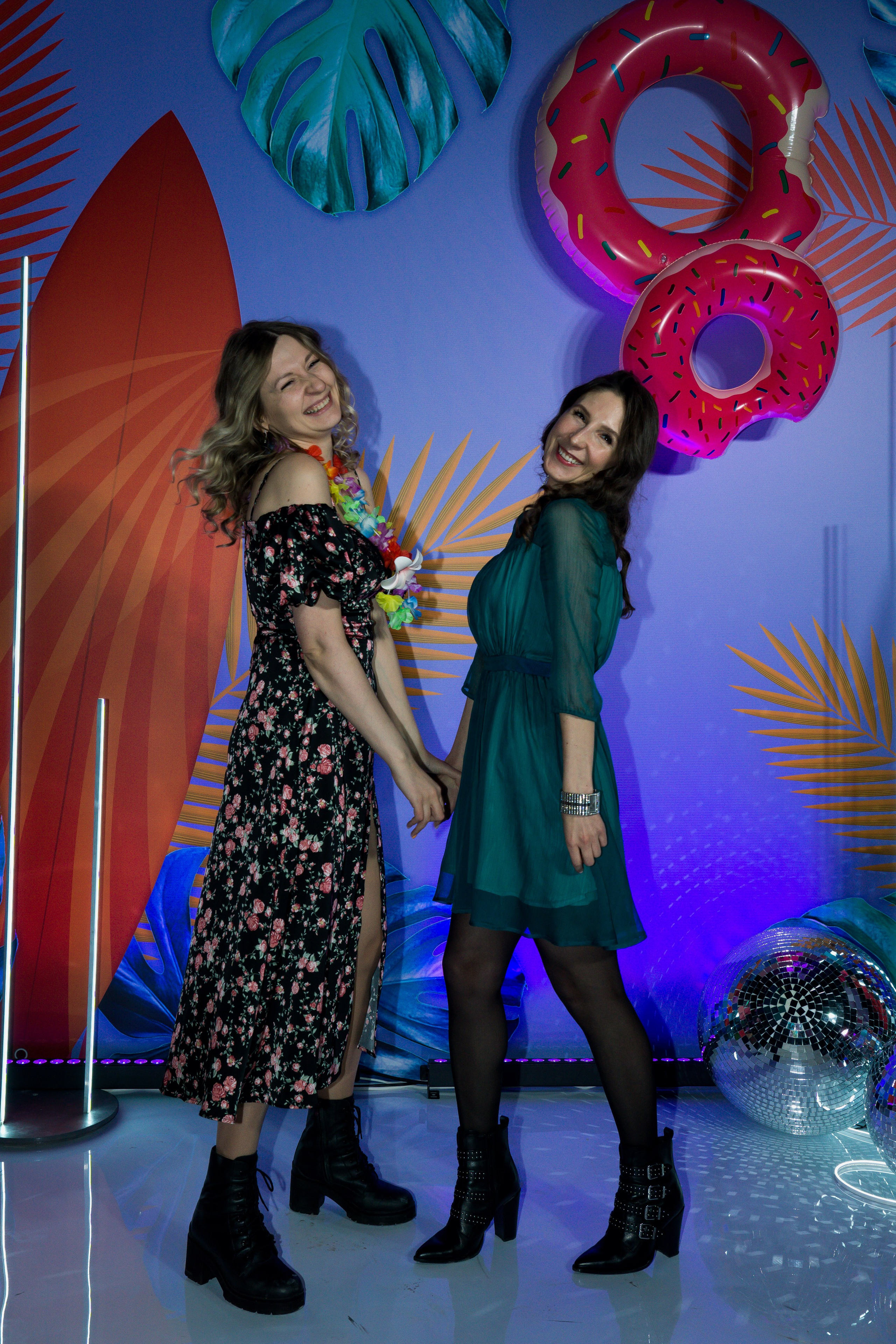 МТС корпоратив Гавайская вечеринка. Фотограф