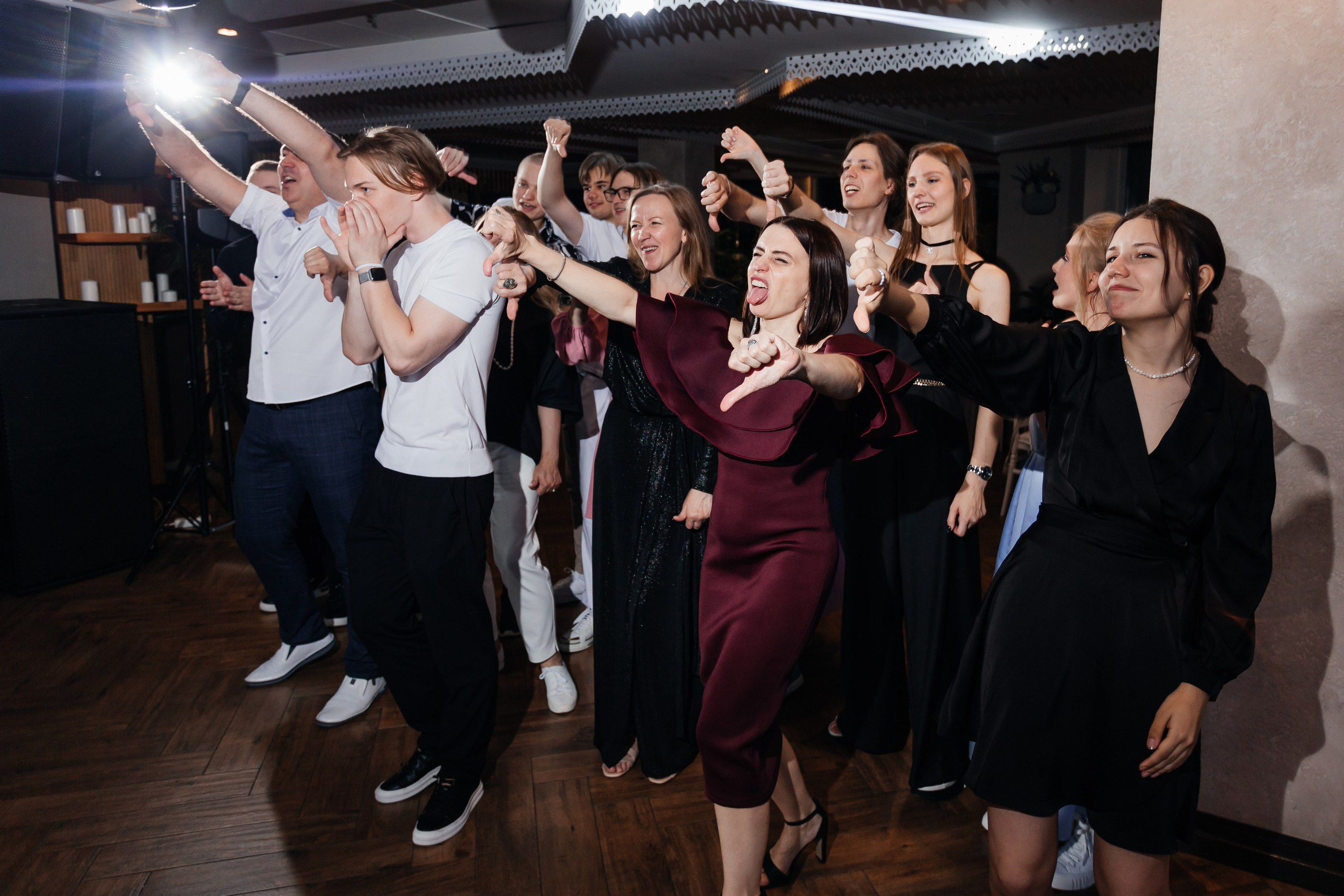 Выпускной 11 «А». Школа № 42. Свадебный фотограф в Краснодаре Николай Крауз