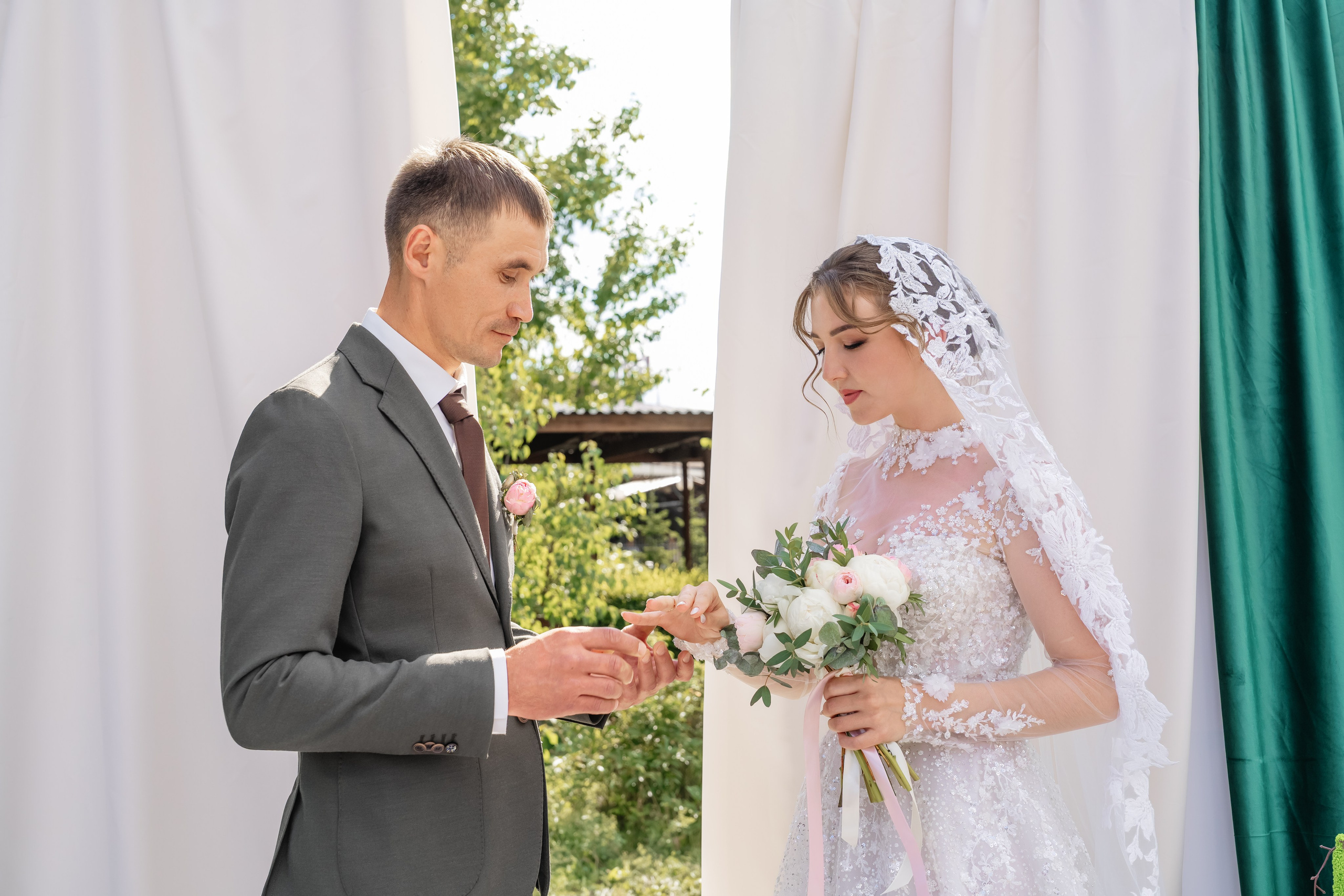 Тимофей и Вероника. Фотограф и видеограф в Улан-Удэ: Аюна Габагуева и Артём Шаханов