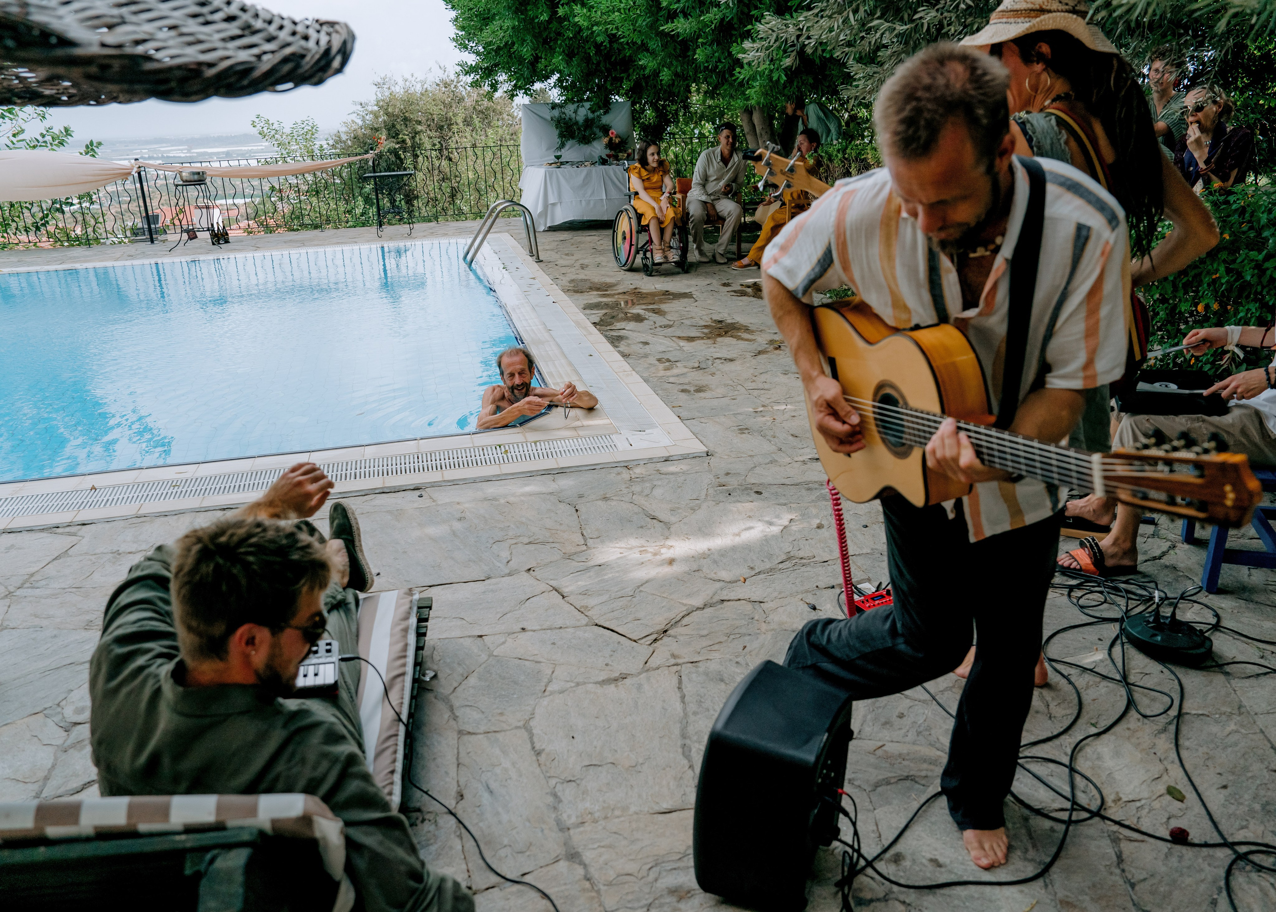 Where tulips meet birch trees. Wedding & Documentary Photographer based in Nuremberg — available across Europe & Turkey | Vitalii Nasonov