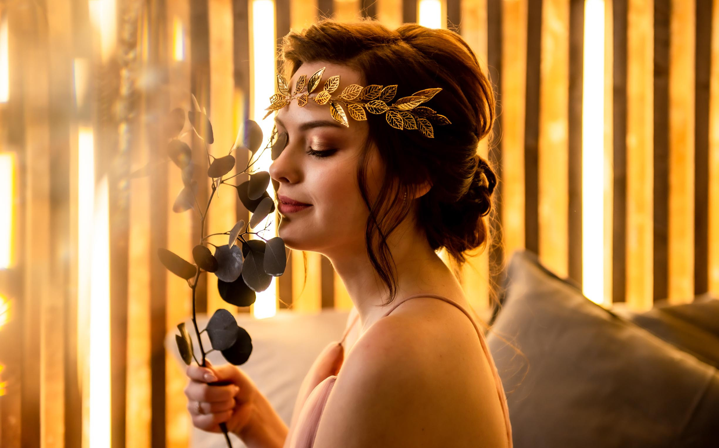 Выездная свадебная регистрация в студии. Свадебный и семейный фотограф Ирина Чернова