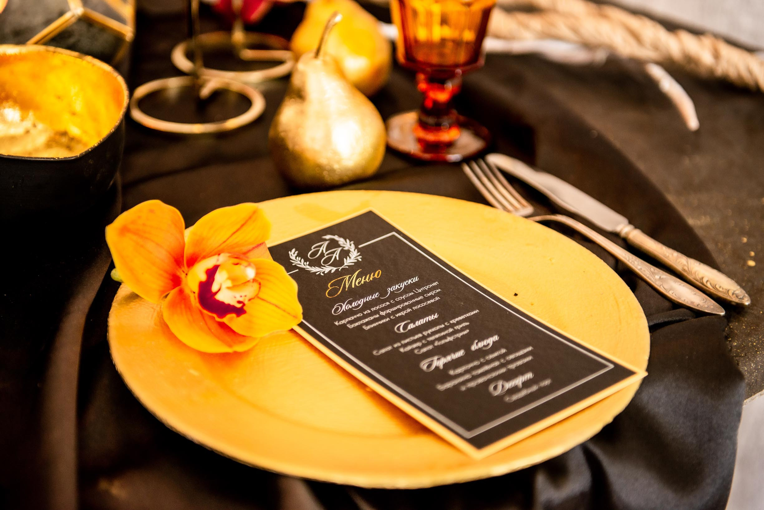 Выездная свадебная регистрация в студии. Свадебный и семейный фотограф Ирина Чернова