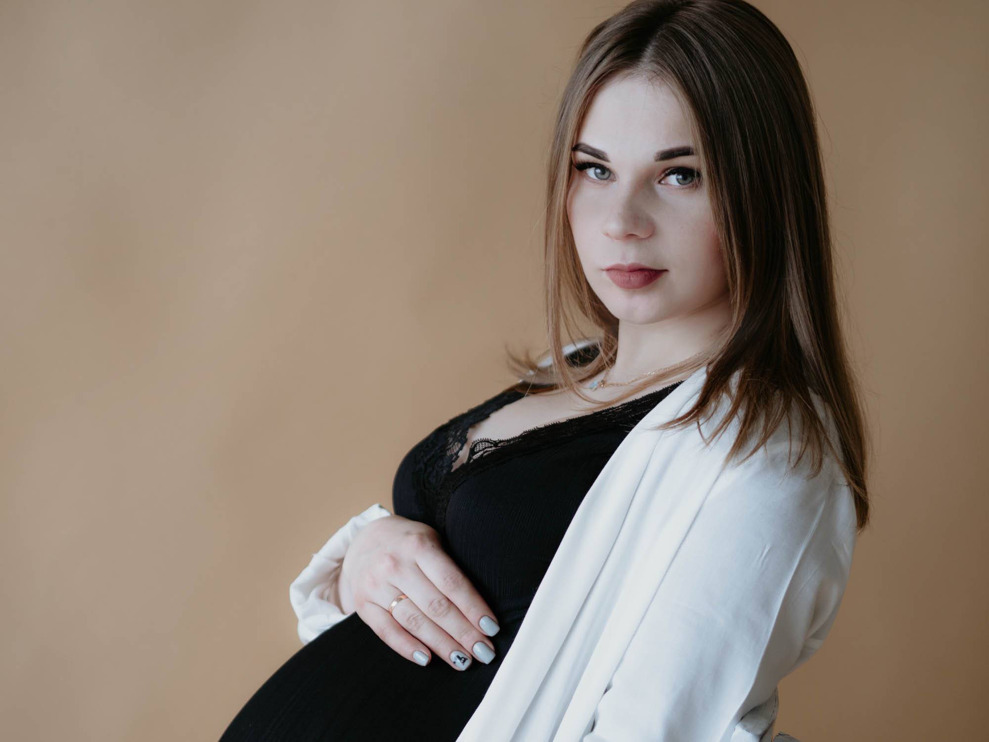 Студийная фотосессия беременности. Свадебный и семейный фотограф Ирина Чернова