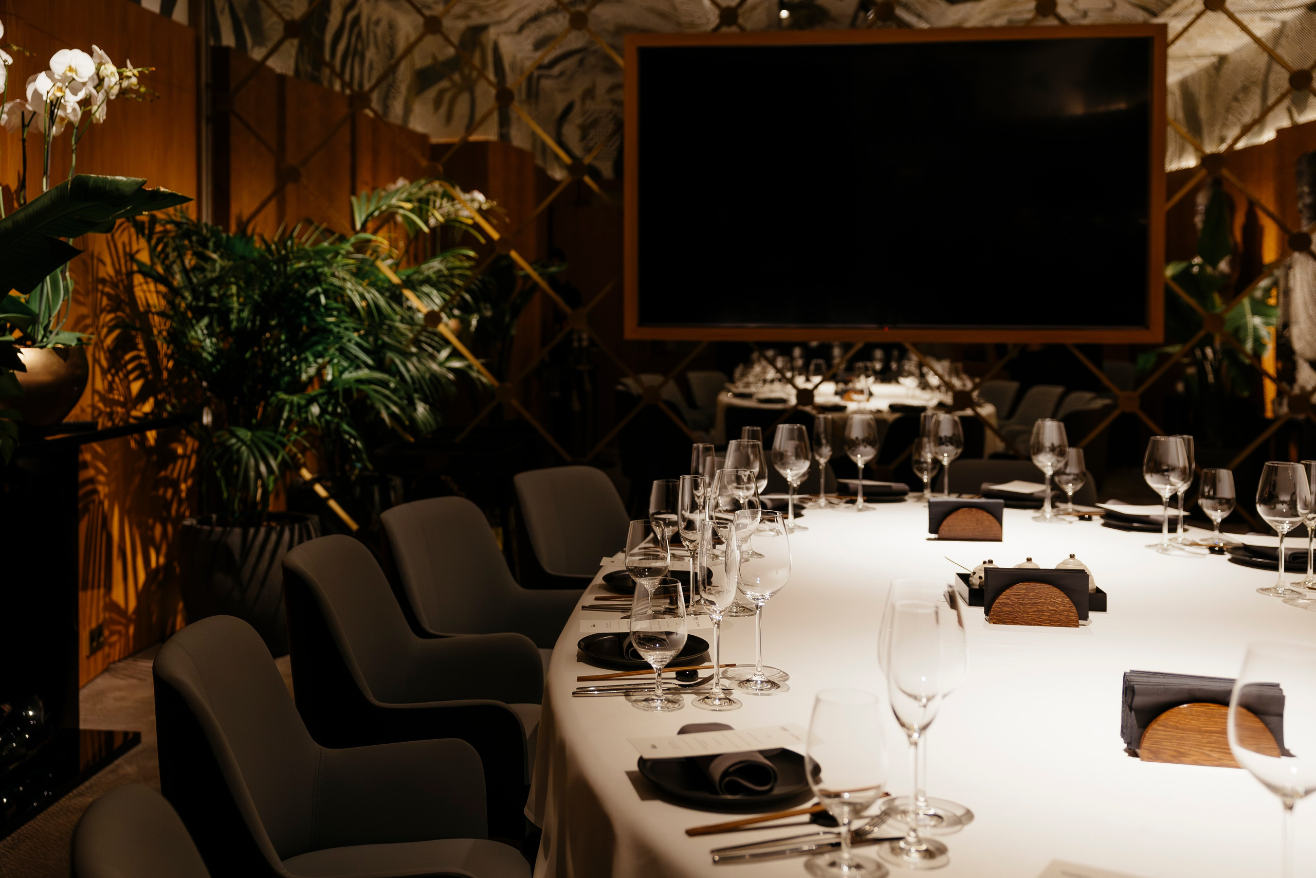 Ужин в NOVIKOV Carlton. Репортажный, event, концертный и backstage фотограф из Москвы Виталий Кривцов