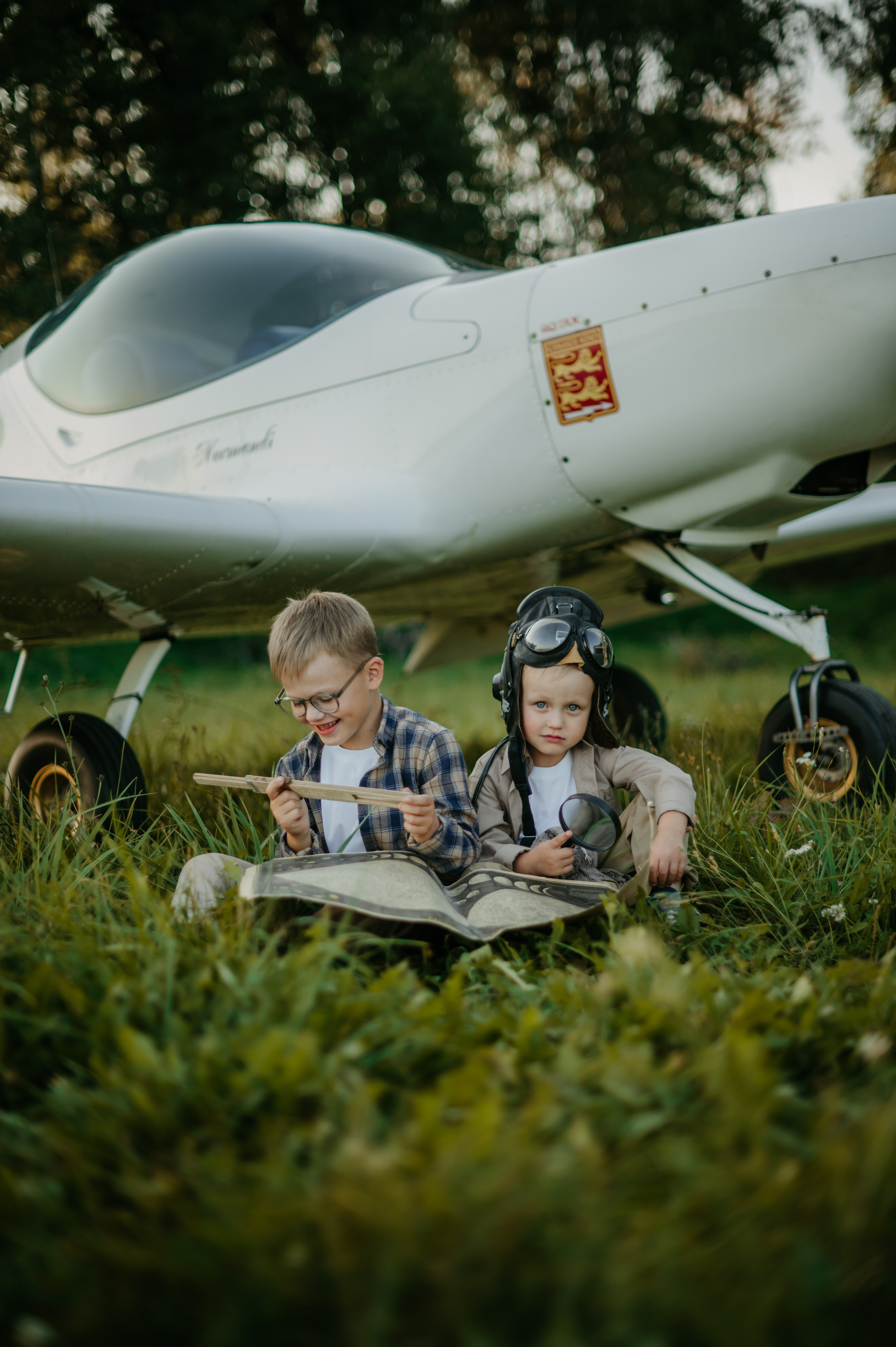 Самолеты: Женя и Костя. Свадебный, семейный и портретный фотограф в Суворове Анастасия Седыкин