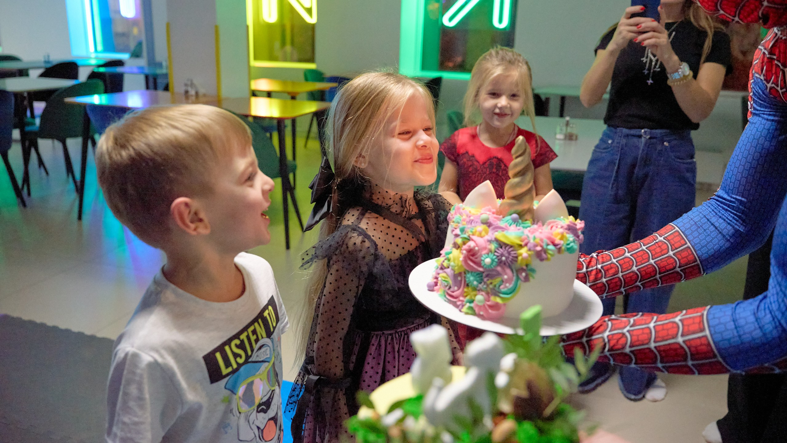 Дни рождения детские. Контент-фотограф в Москве Тима Забабурин