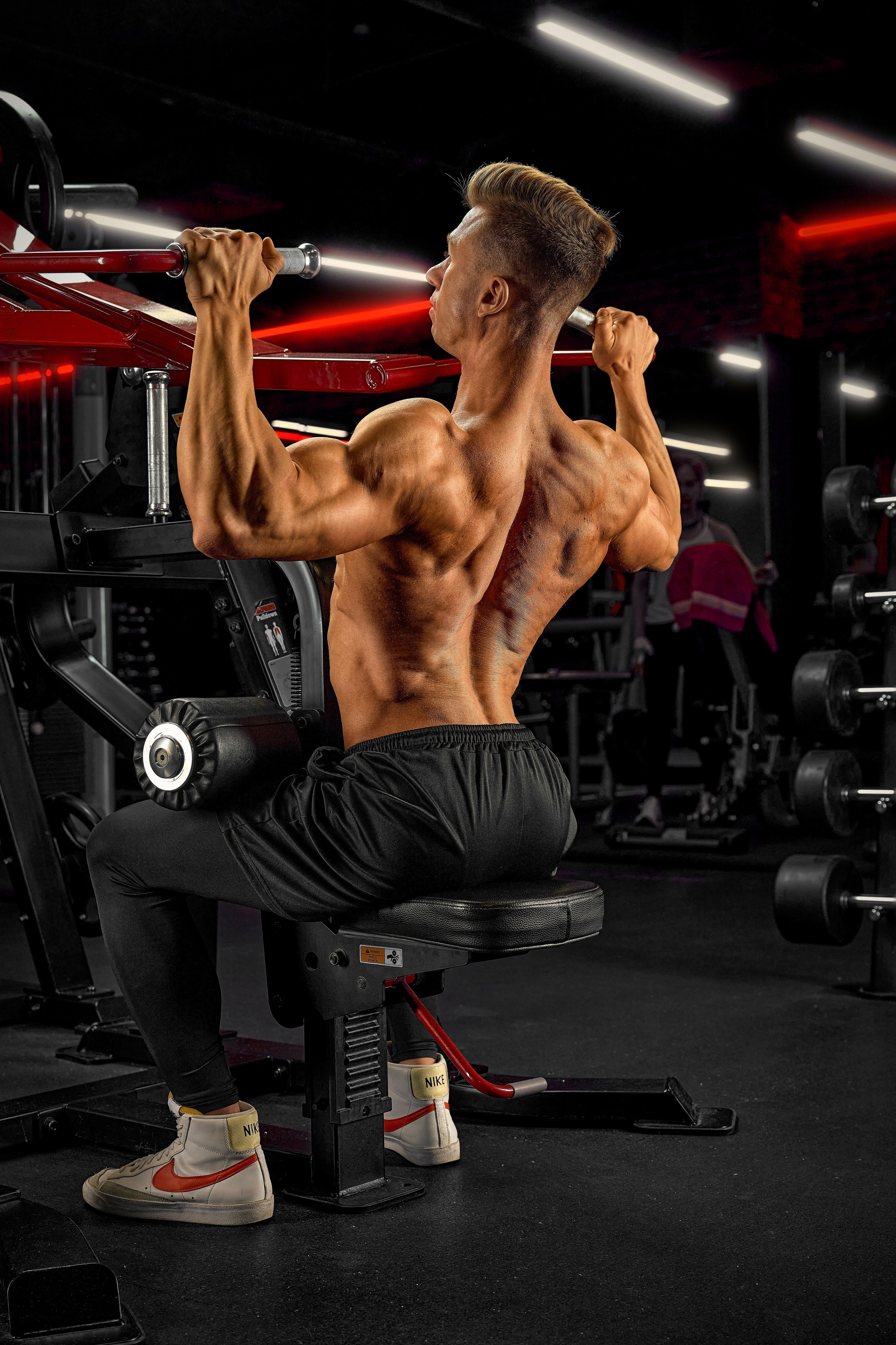 Фитнес фотогсессия в московском спортзале EClub. Спортивный фитнес фотограф-видеограф Алексей Нестеров
