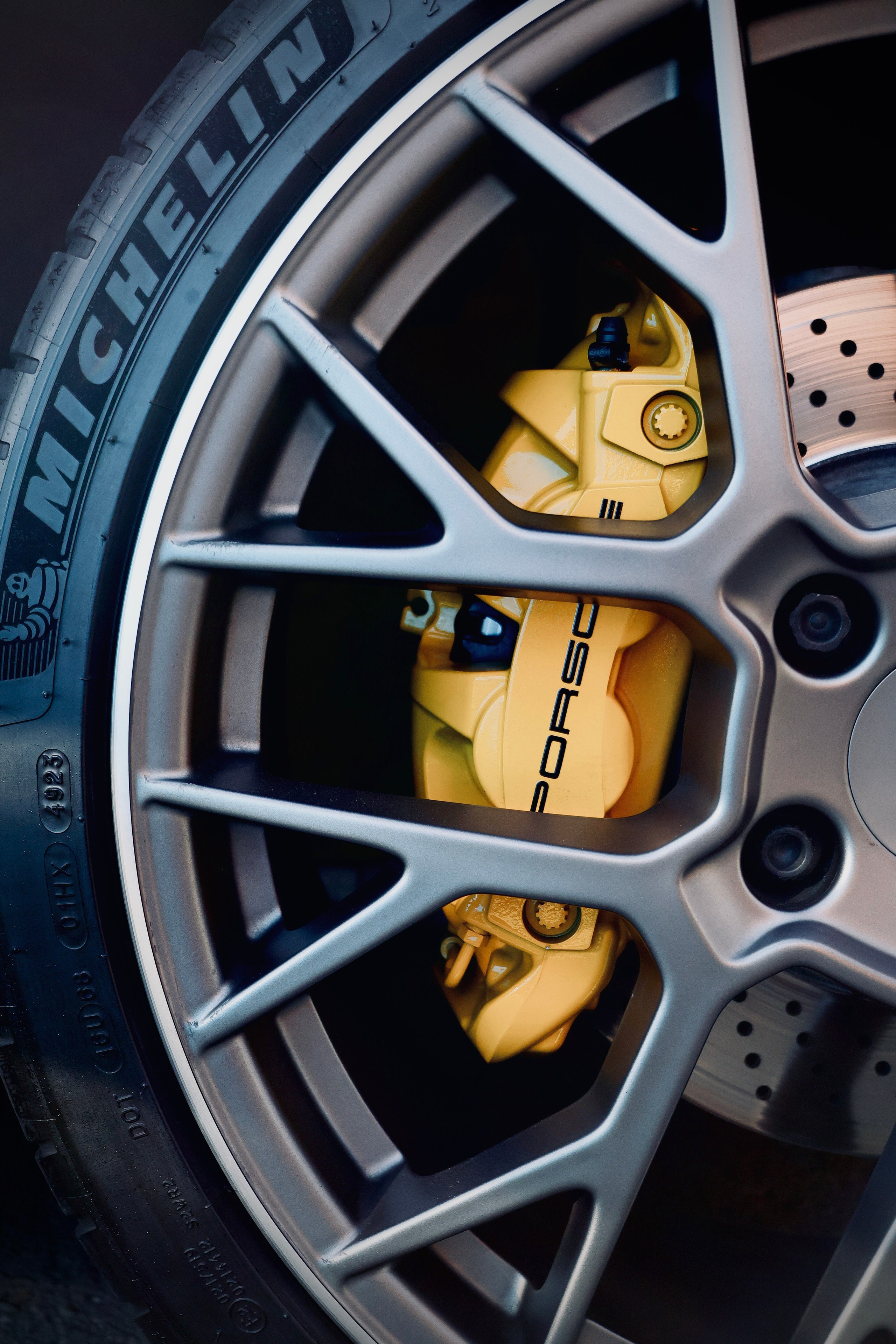 Художественная съемка автомобиля для рекламной публикации. Портретный Фотограф Александр «Konevtsoph» В Санкт-Петербурге